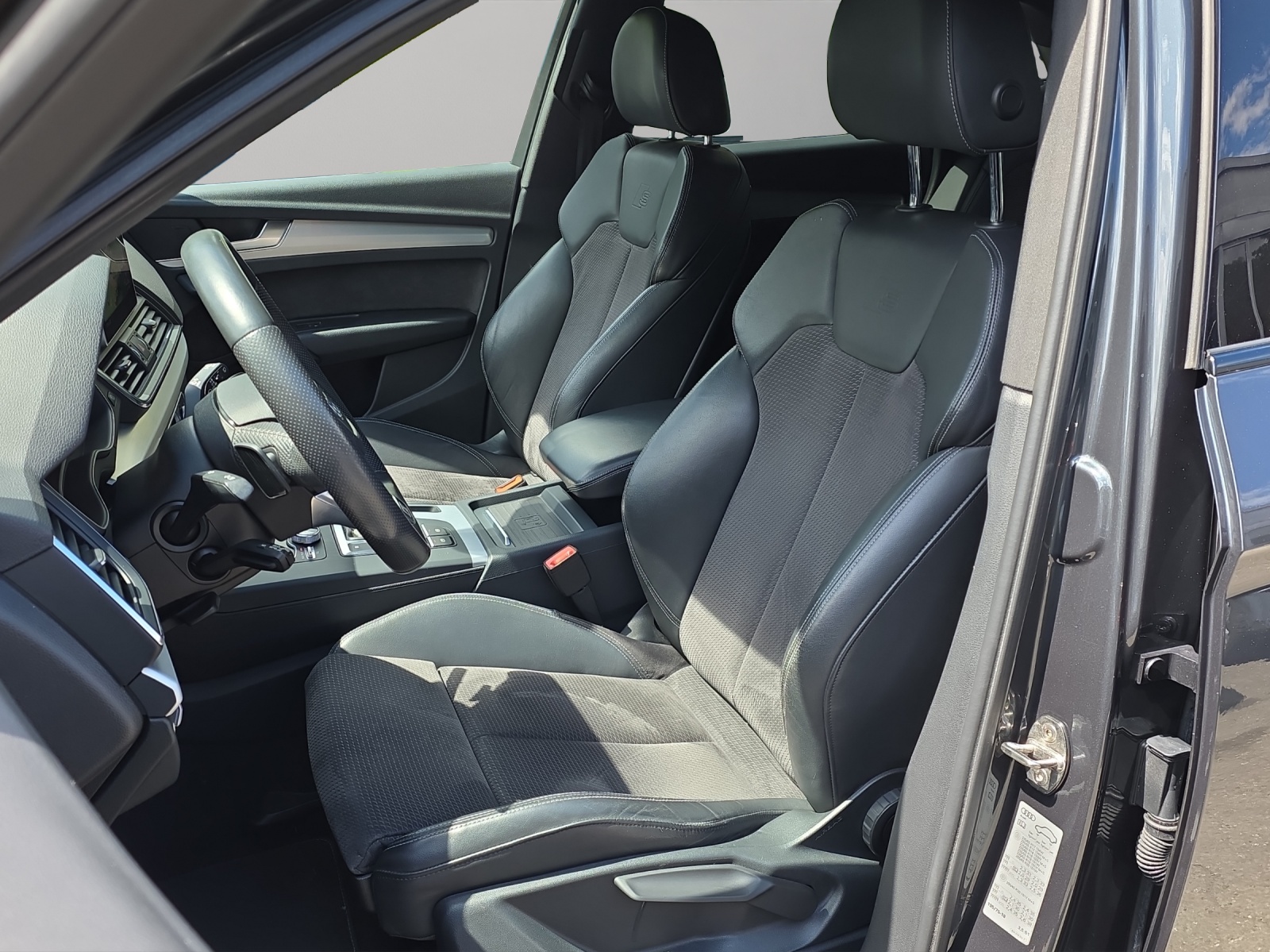 AUDI Q5 45 TFSI sport quattro S-tronic-image-7