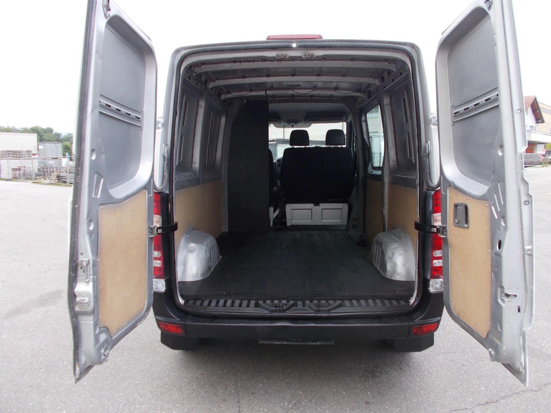 MERCEDES-BENZ Sprinter 209 CDI MOTOR 20.000KM-image-6