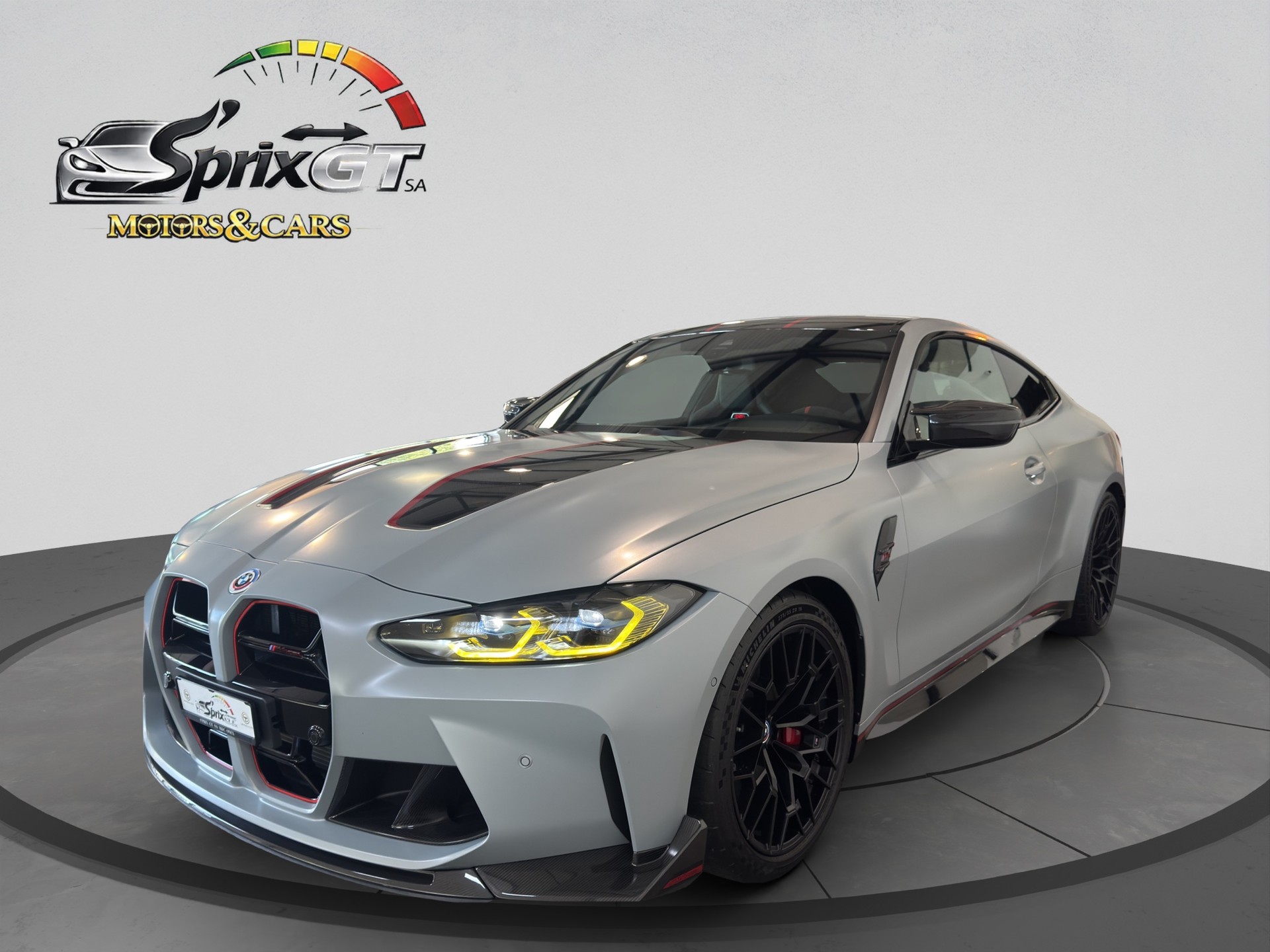 BMW M4 CSL Coupé-image-0