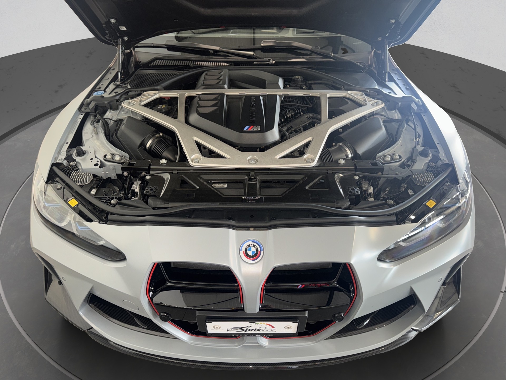 BMW M4 CSL Coupé-image-8