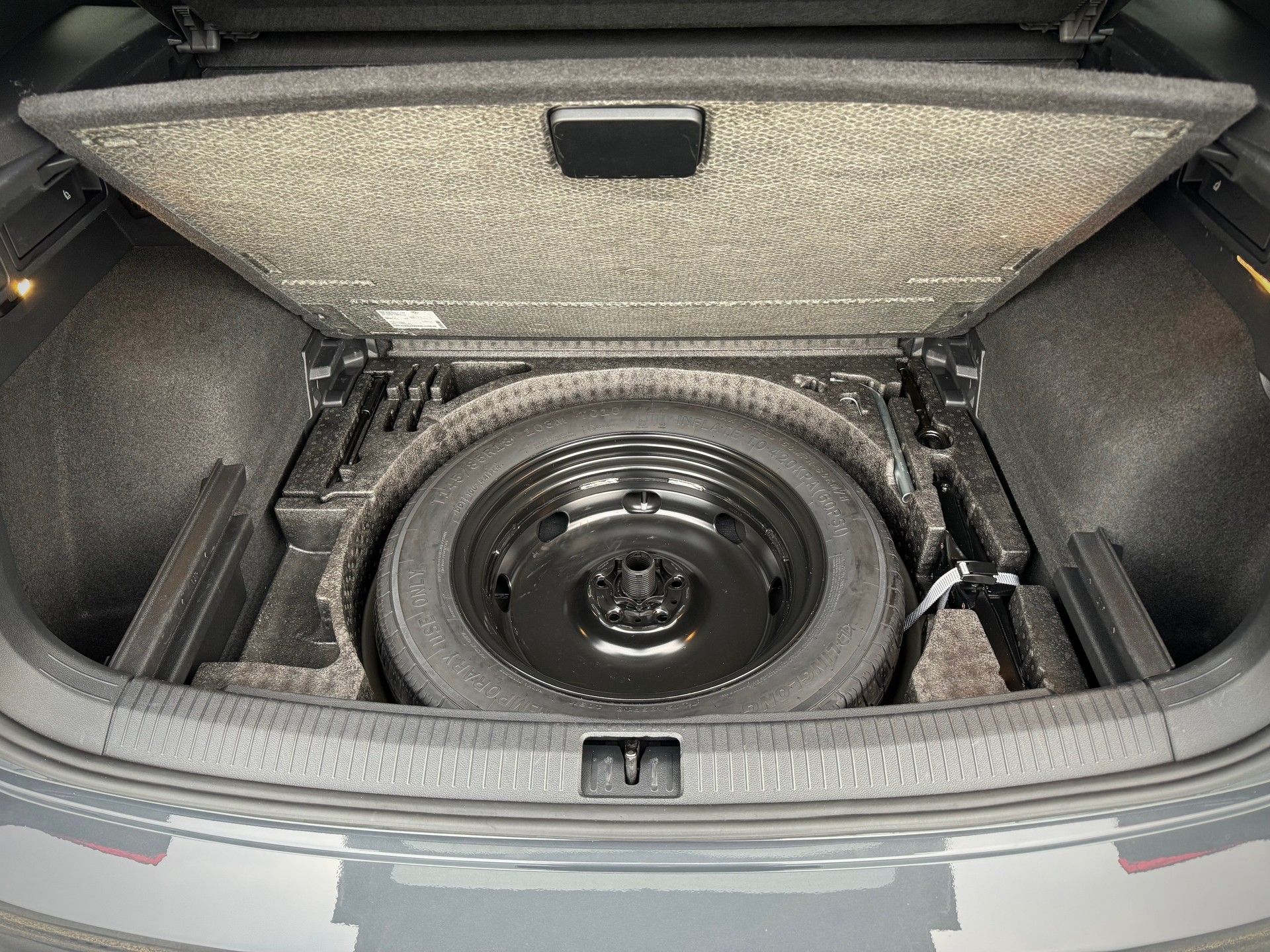 VW Tiguan 2.0TSI R-Line 4Motion DSG - Véhicule Suisse (CH)-image-14
