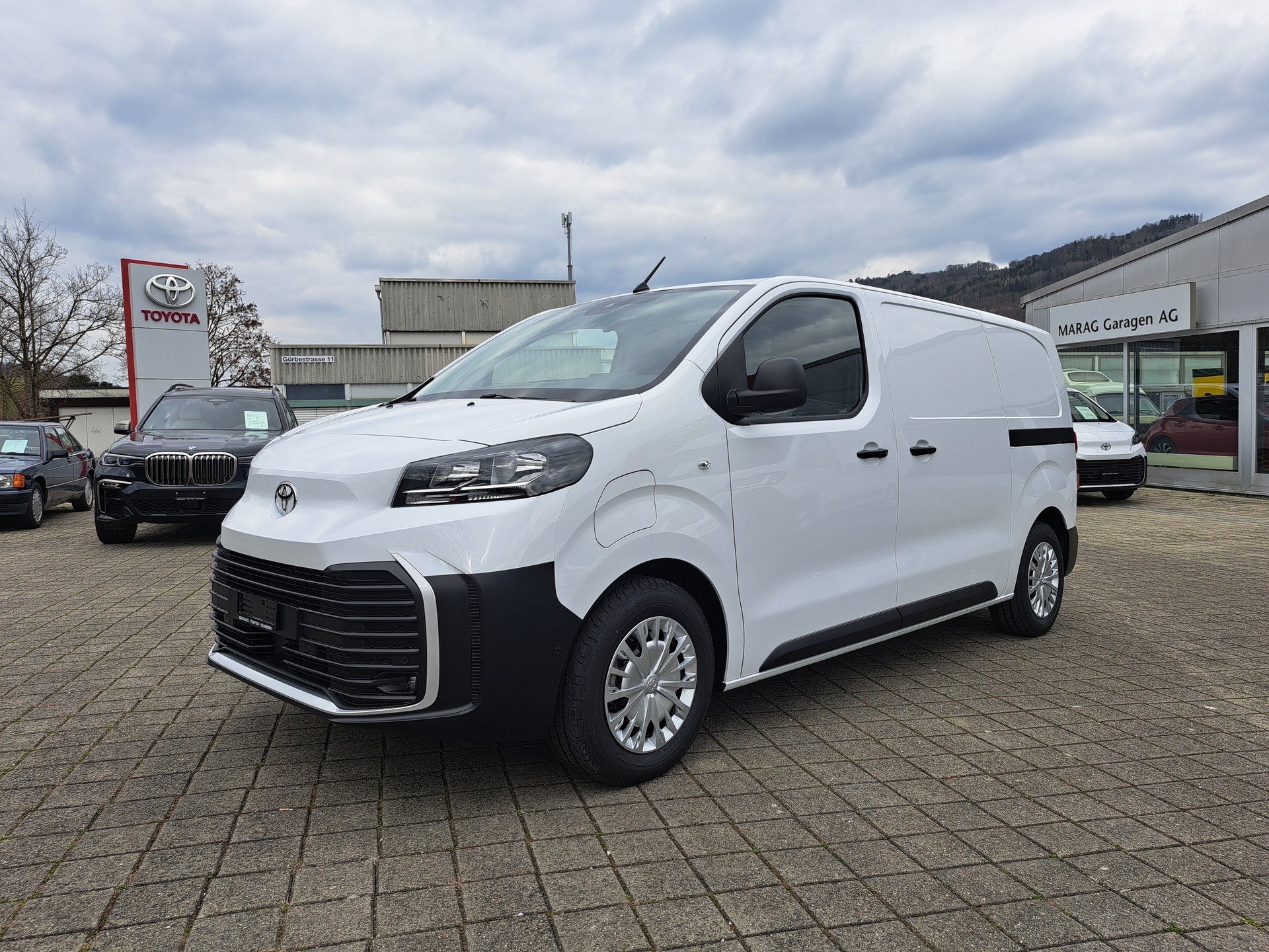 TOYOTA Proace EV 75kWh Medium Advanced