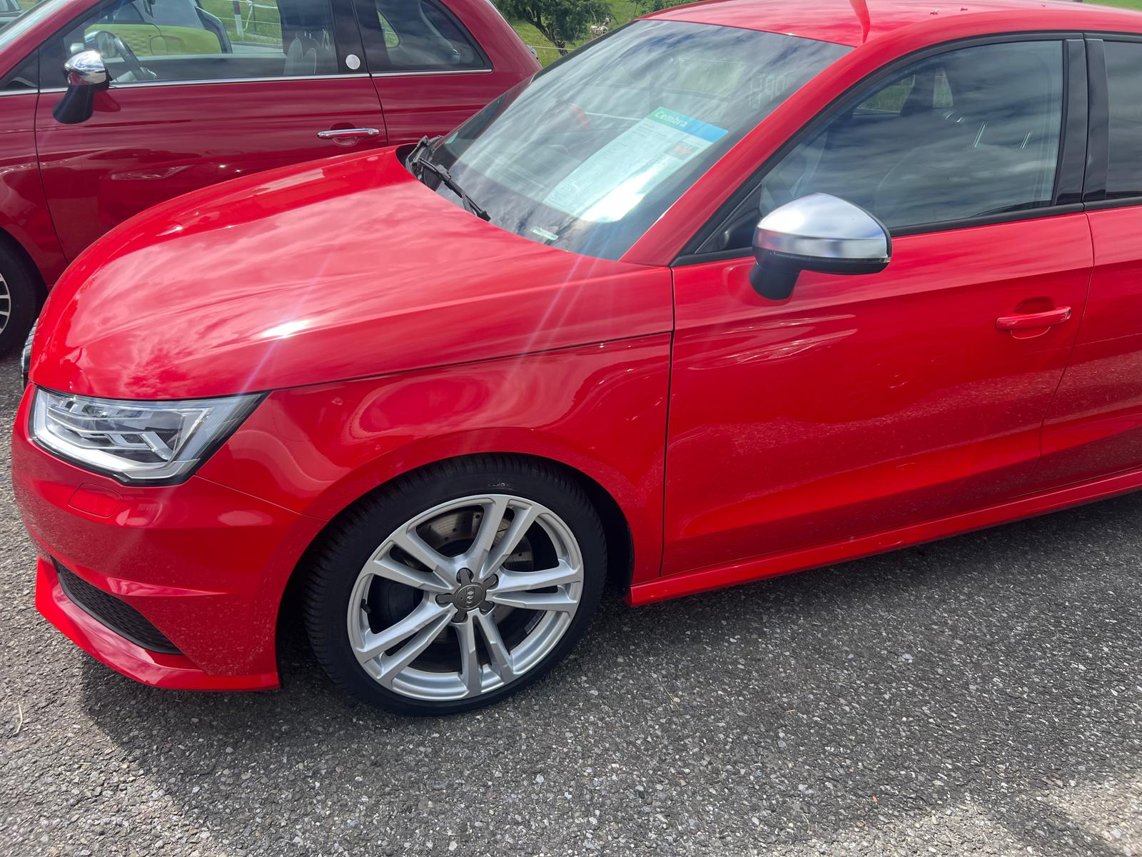 AUDI S1 Sportback 2.0 TFSI quattro-image-15