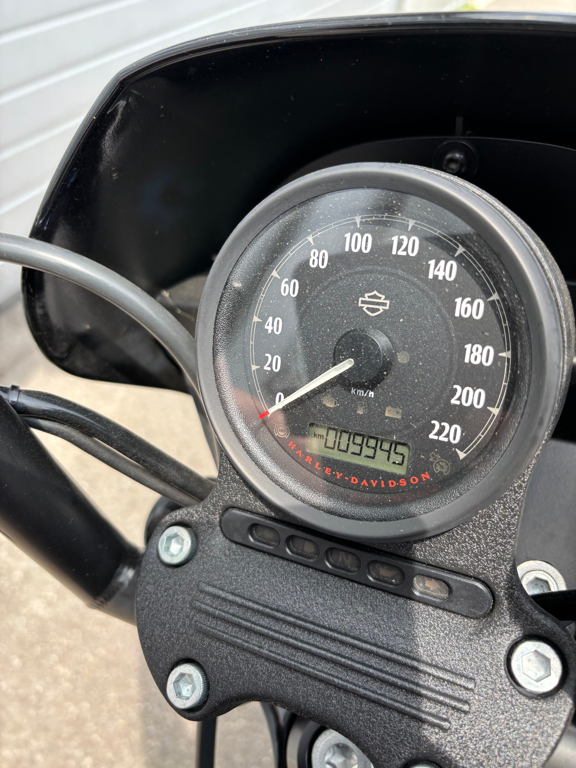 HARLEY-DAVIDSON XL 1200 NS Iron ABS-image-3