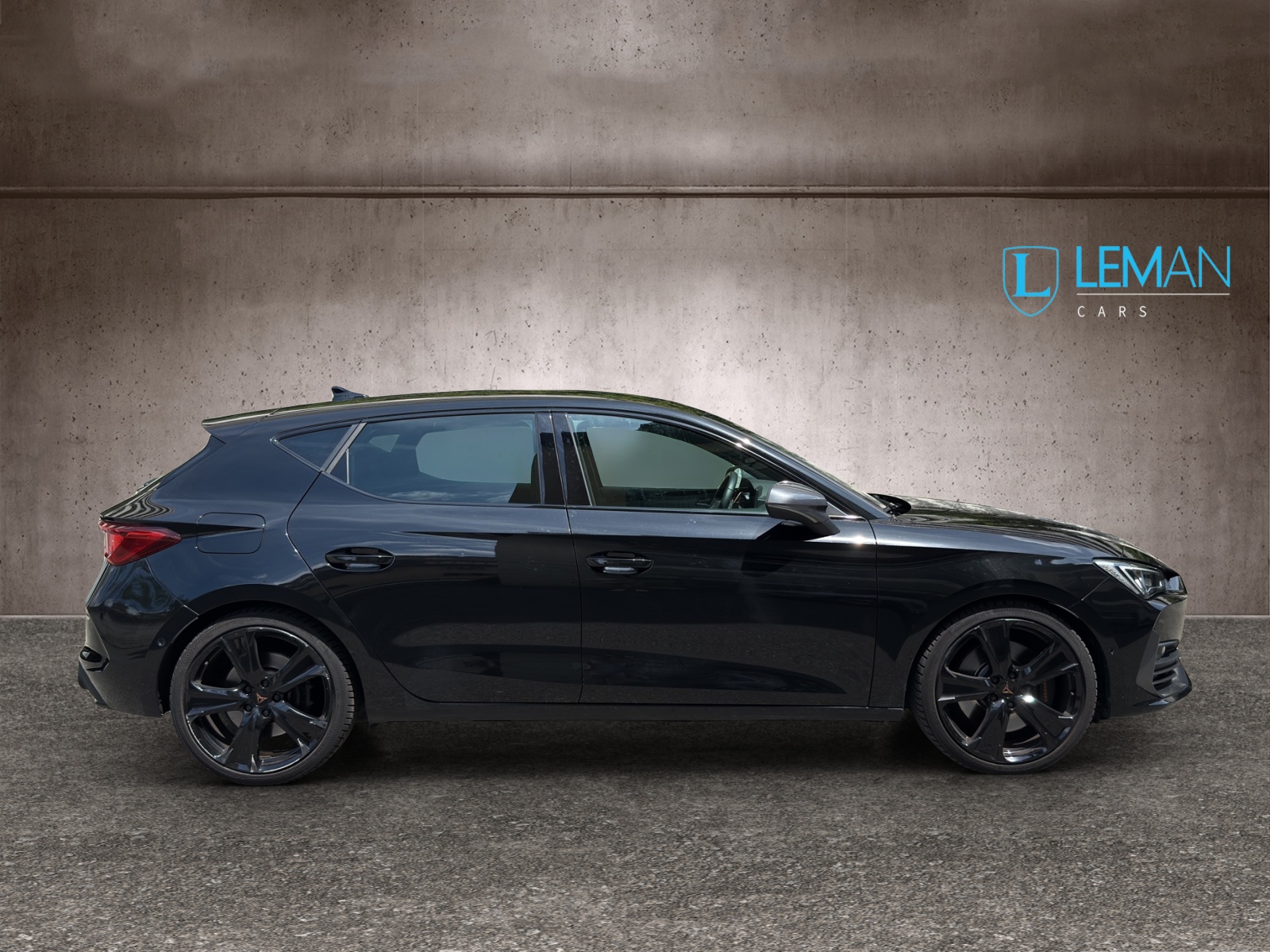 CUPRA LEON VZ 2.0 TSI DSG-image-3