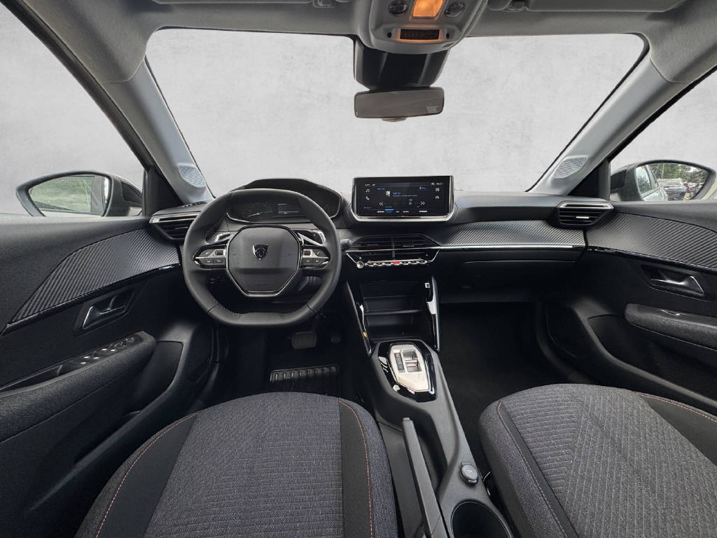 PEUGEOT 208 1.2 Hybrid Style-image-8