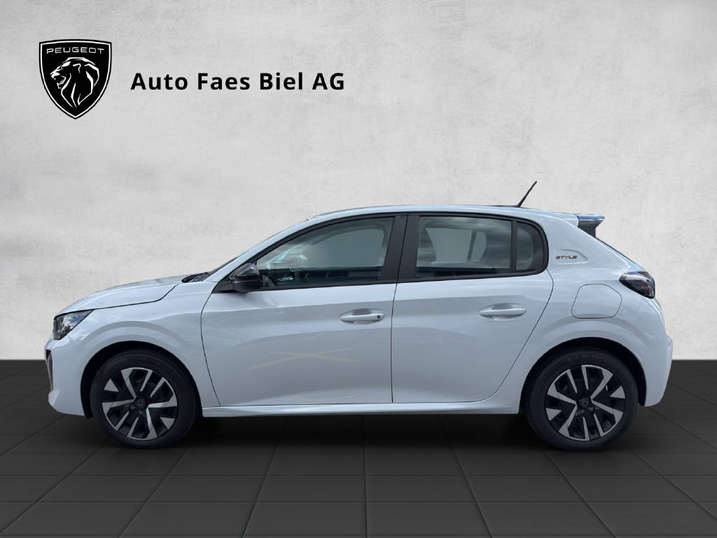 PEUGEOT 208 1.2 Hybrid Style-image-2