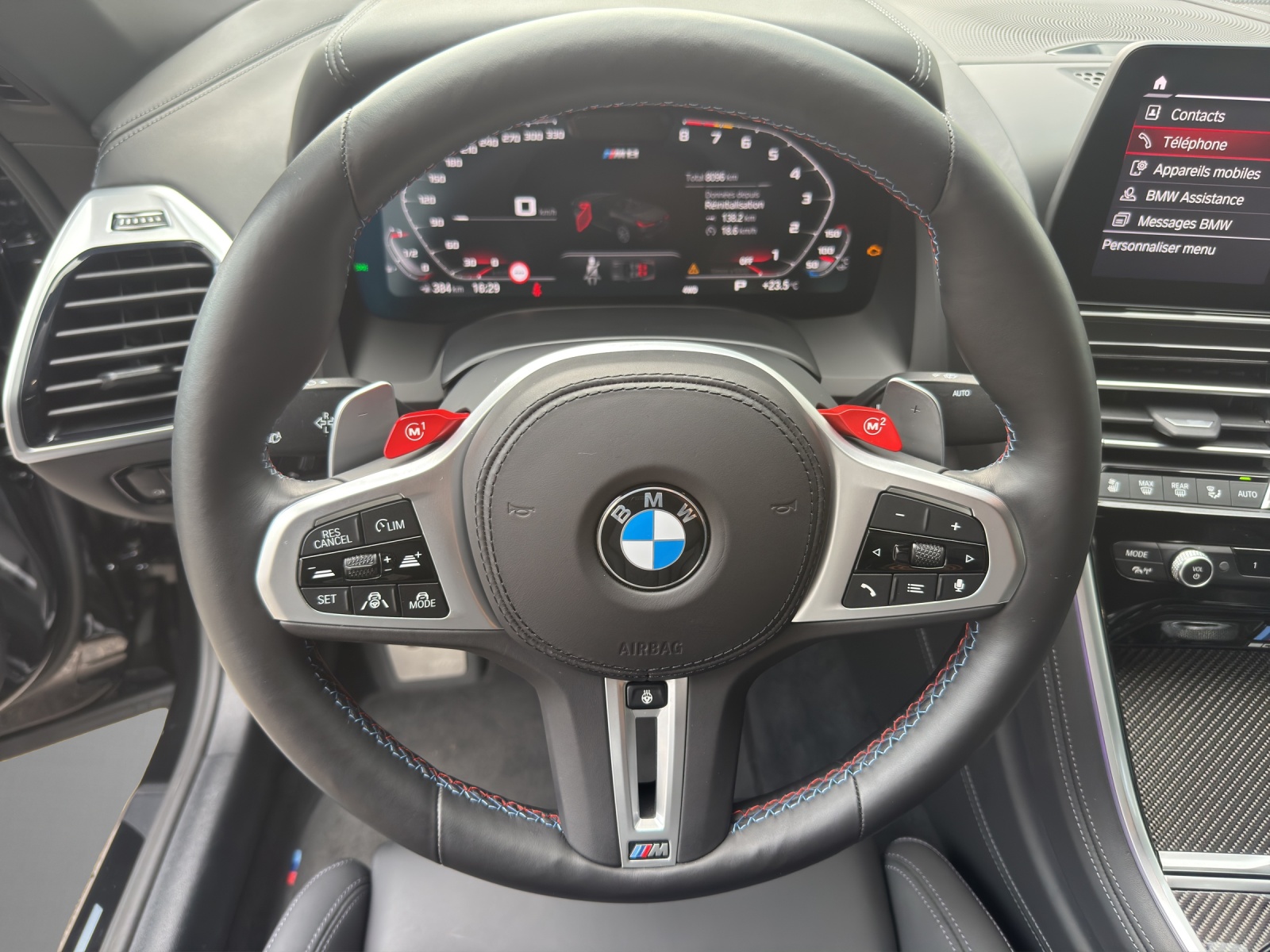 BMW M8 Competition xDrive Cabriolet-image-11