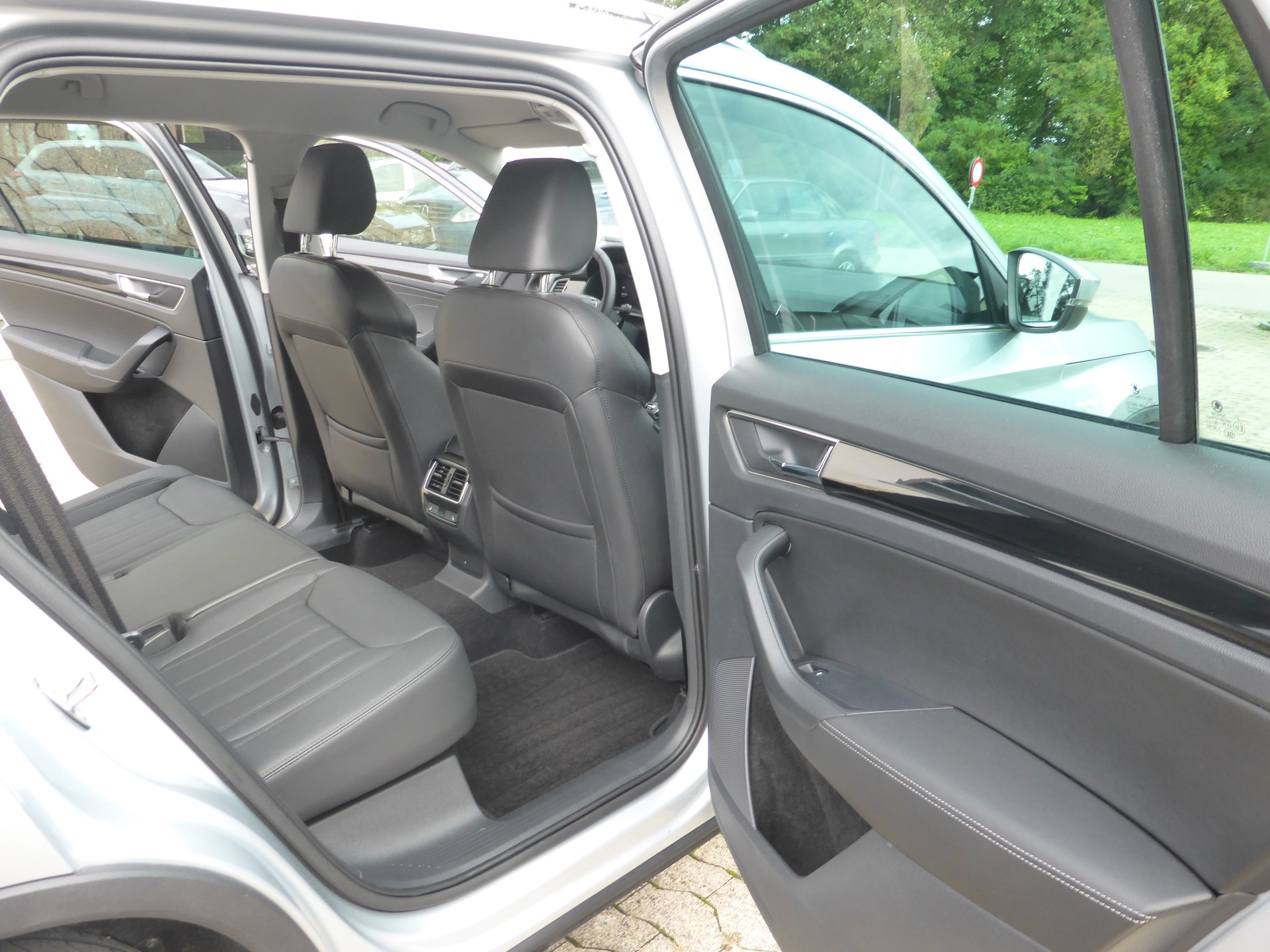 SKODA Kodiaq 2.0 TDI CR L&K 4x4 DSG-image-14