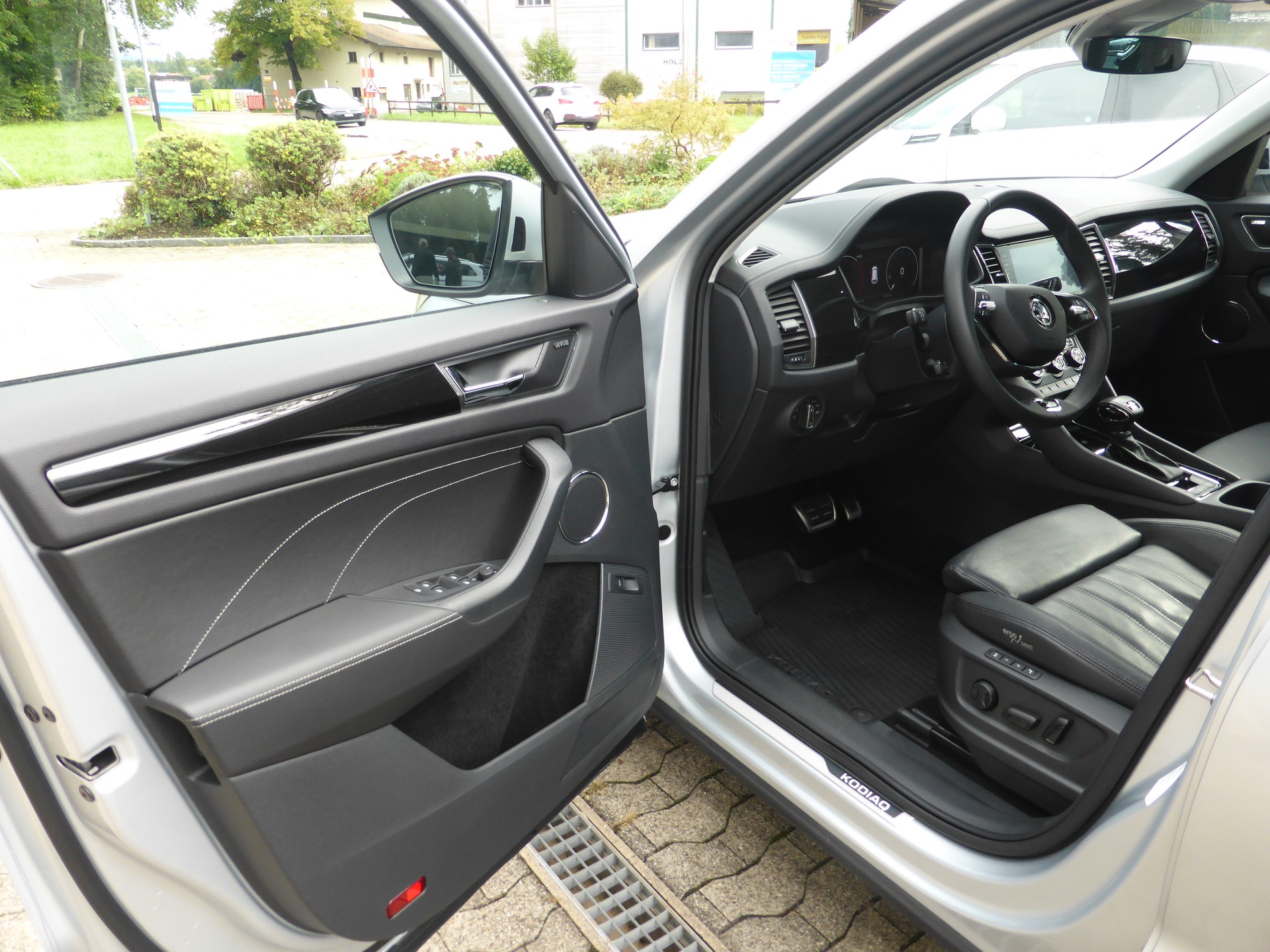 SKODA Kodiaq 2.0 TDI CR L&K 4x4 DSG-image-9