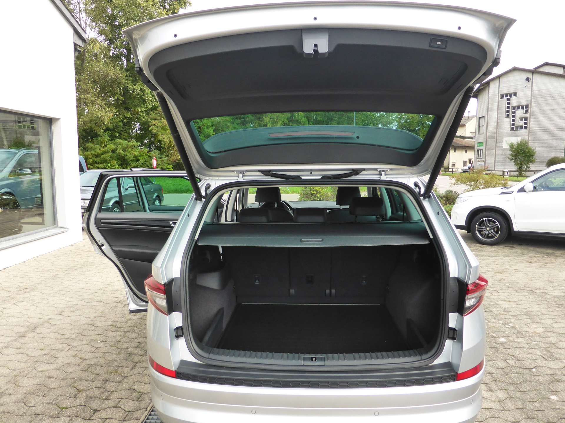 SKODA Kodiaq 2.0 TDI CR L&K 4x4 DSG-image-13