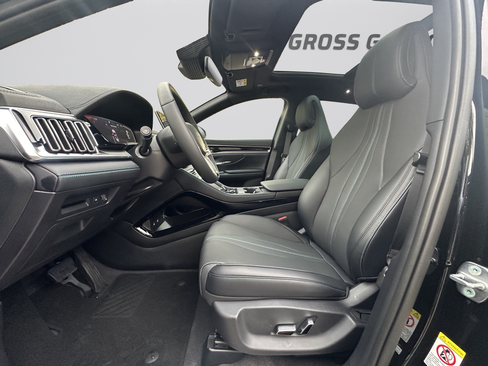BYD Seal U DM-i Comfort-image-4