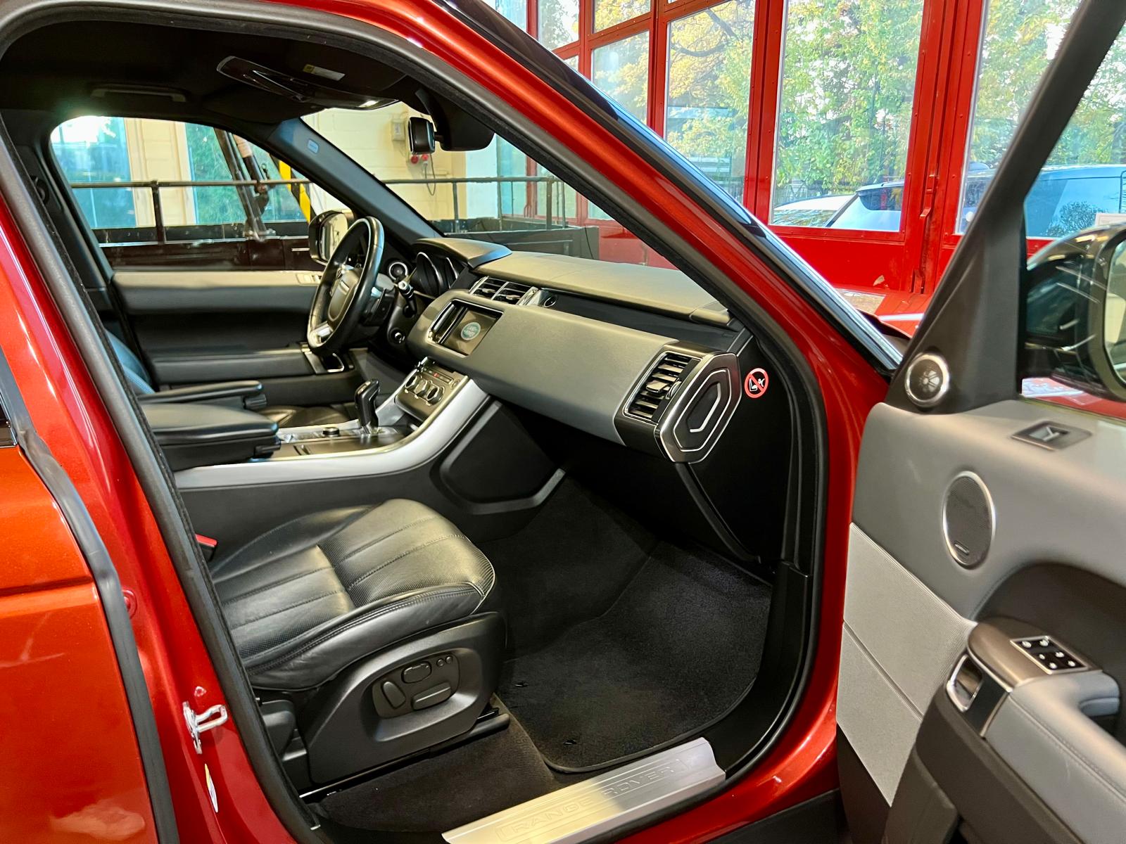 LAND ROVER Range Rover Sport 3.0 V6 SC HSE Dynamic Automatic-image-14