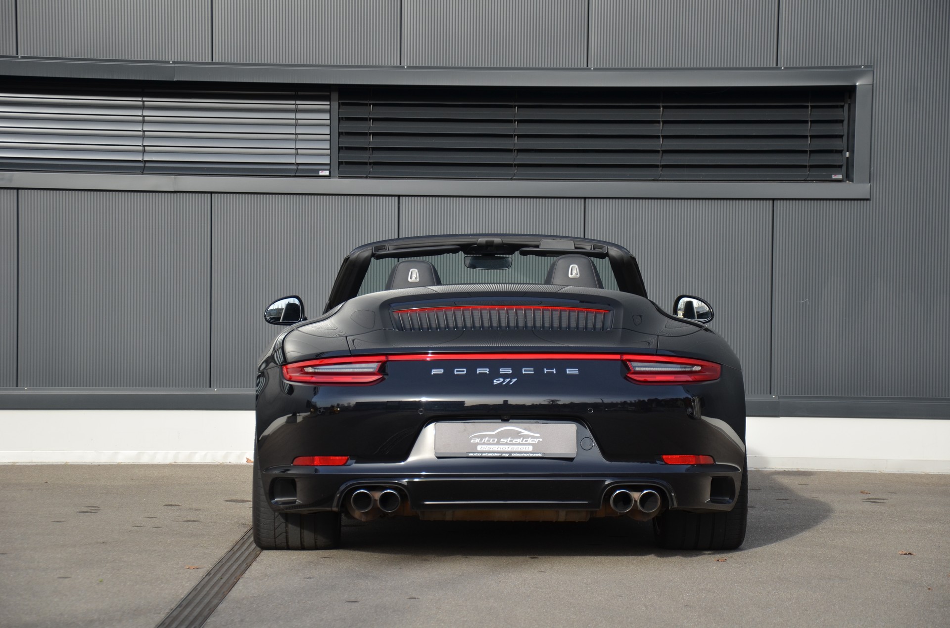 PORSCHE 911 Carrera 4 Cabrio PDK-image-10
