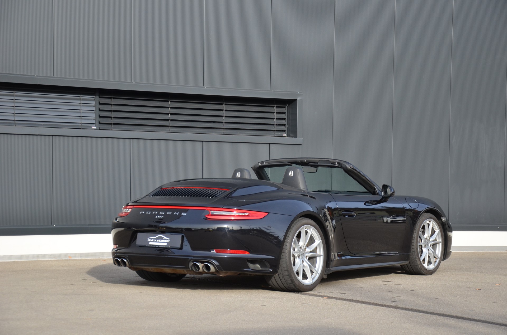 PORSCHE 911 Carrera 4 Cabrio PDK-image-3