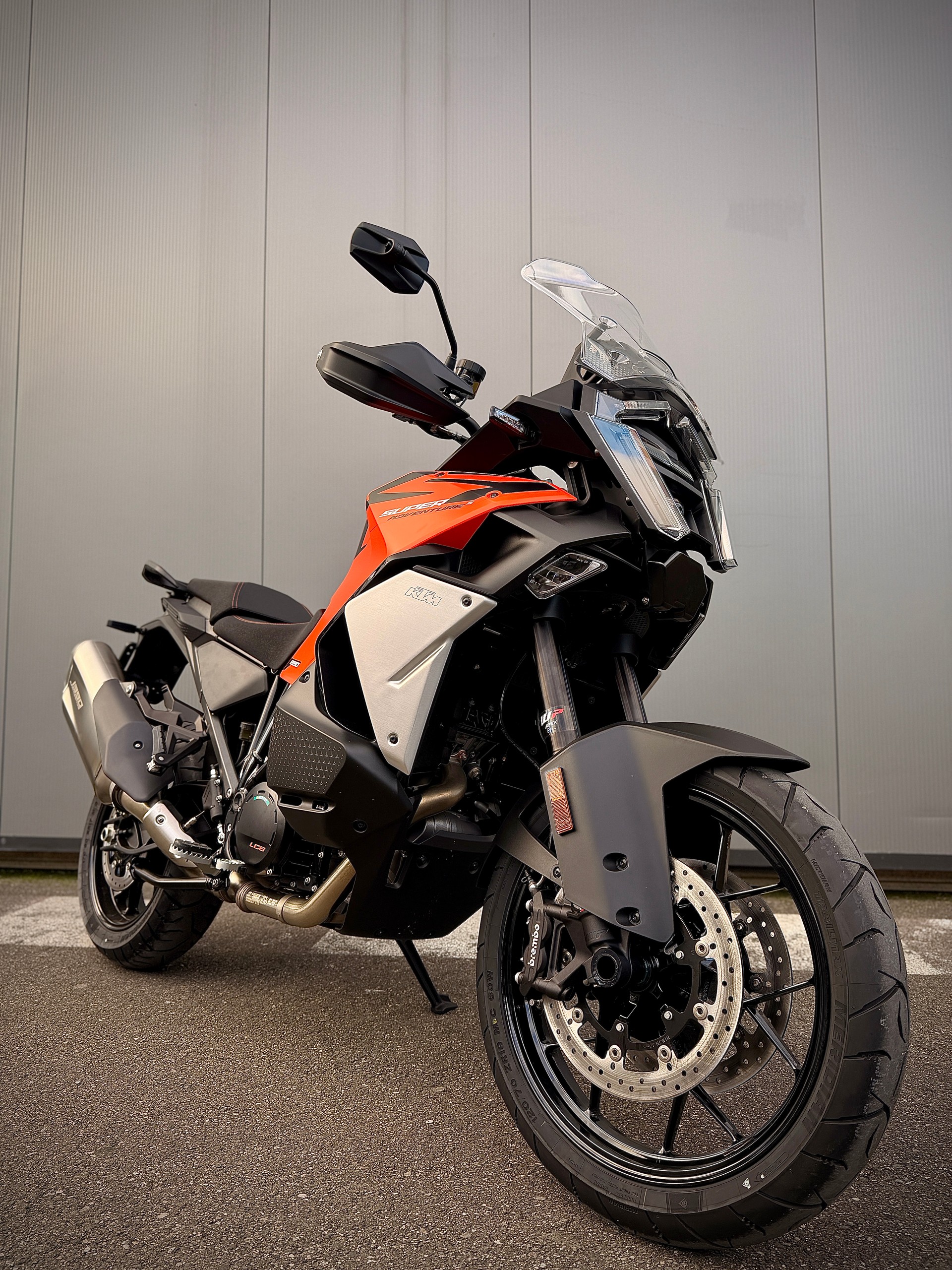 KTM 1390 SUPER ADVENTURE S EVO 2026-showroom-element-1