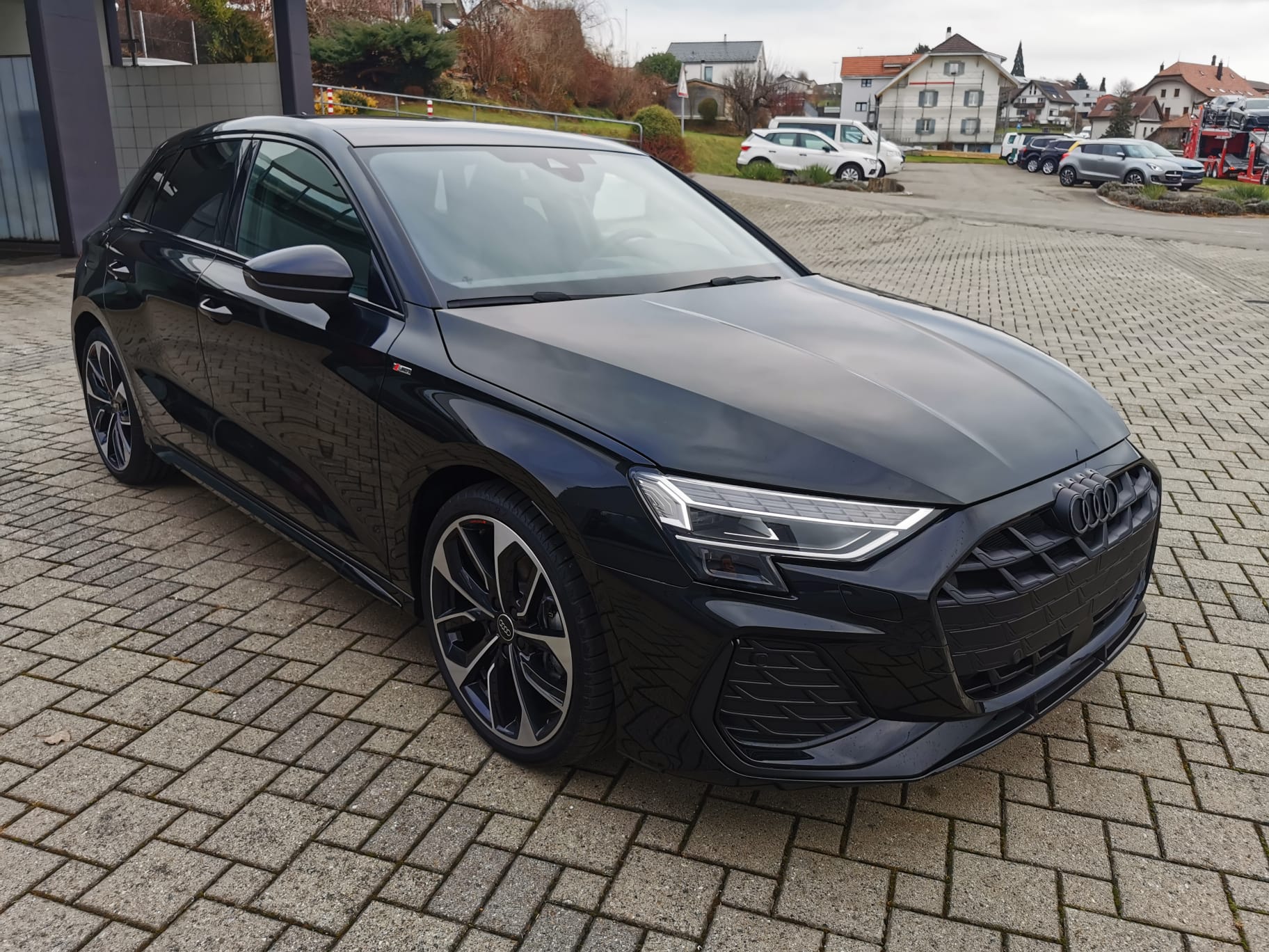 AUDI A3 Sportback 1.5 35 TFSI S Line S-Tronic-image-3