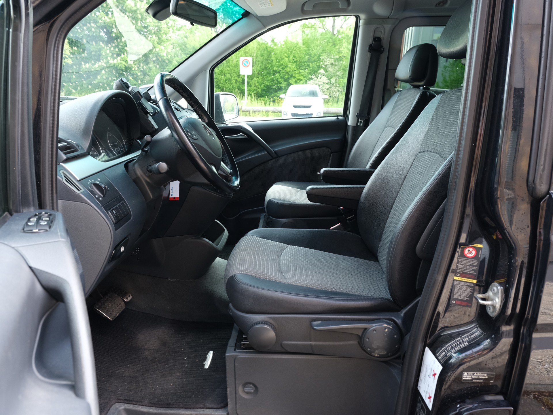 MERCEDES-BENZ Viano 2.2 CDI Blue Efficiency Trend EL 4Matic A-image-9
