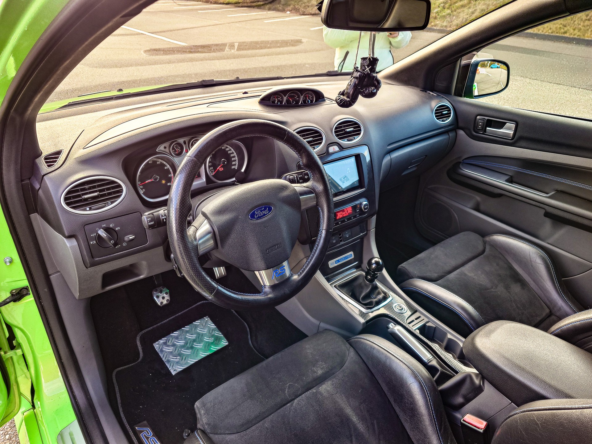 FORD Focus 2.5 Turbo RS-image-8