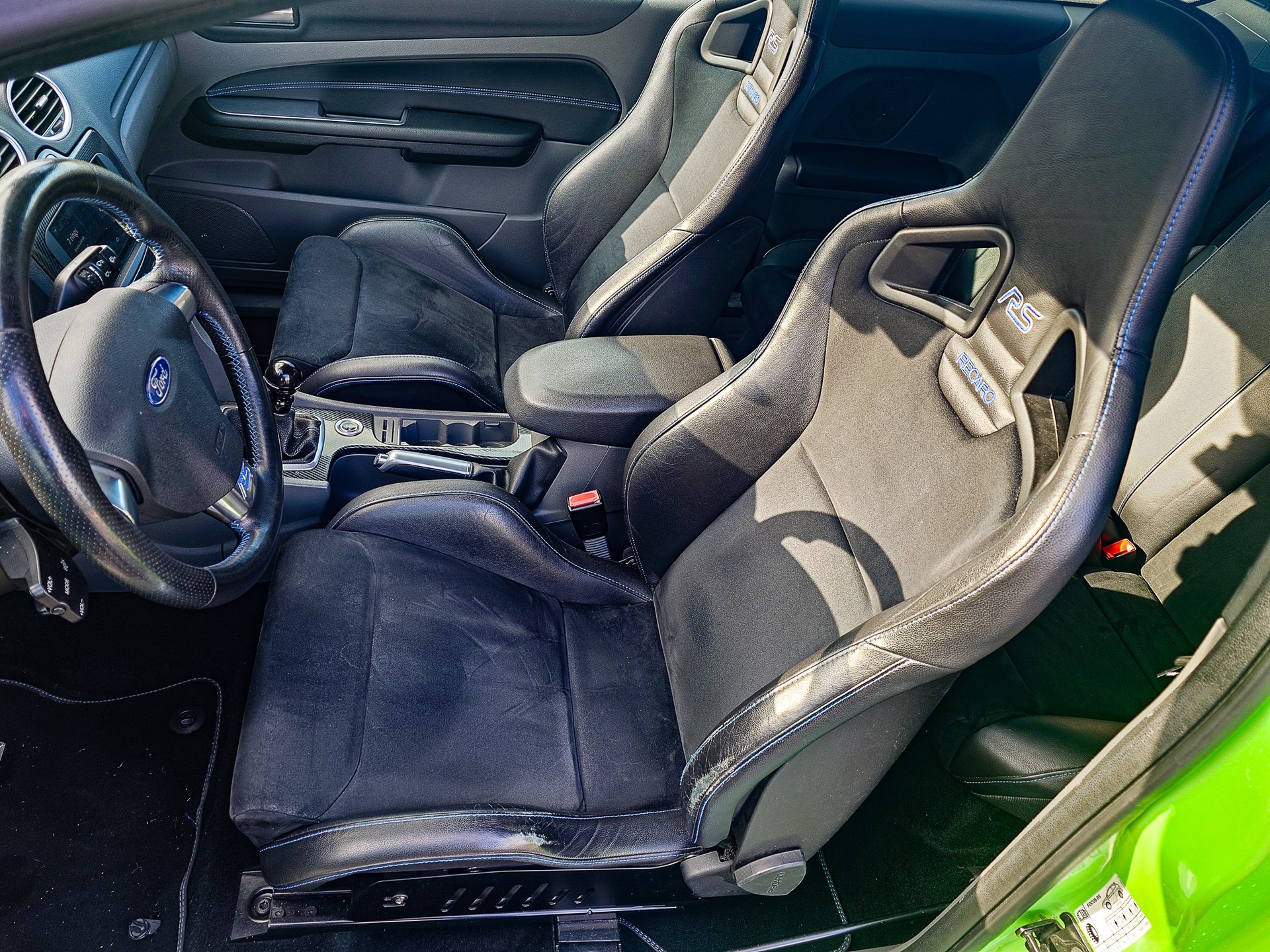 FORD Focus 2.5 Turbo RS-image-10