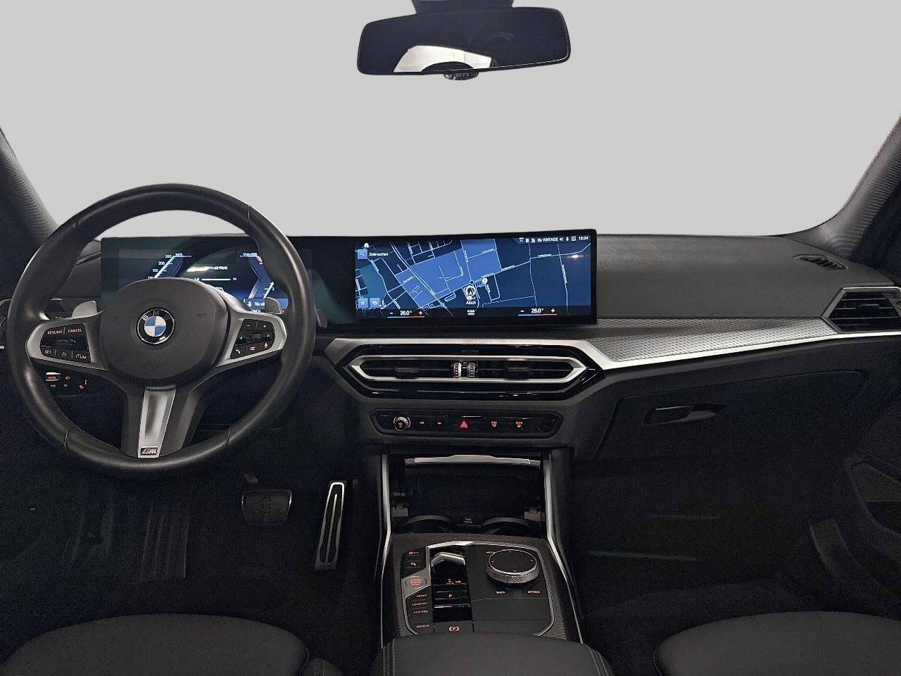 BMW 330d xDrive Touring M Sport-image-10