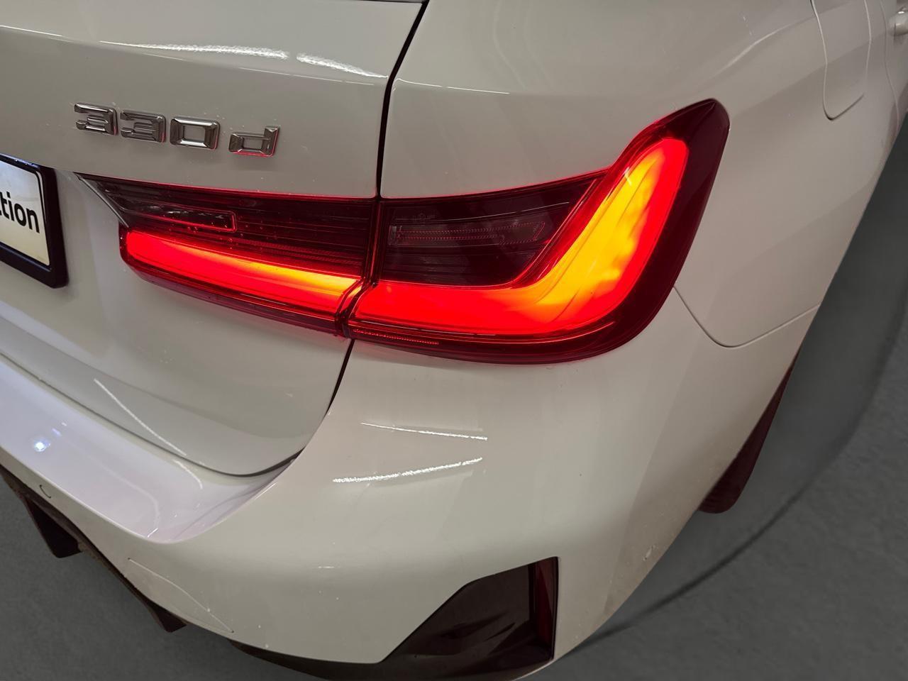BMW 330d xDrive Touring M Sport-image-20