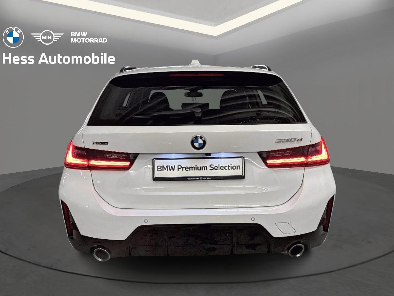 BMW 330d xDrive Touring M Sport-image-3