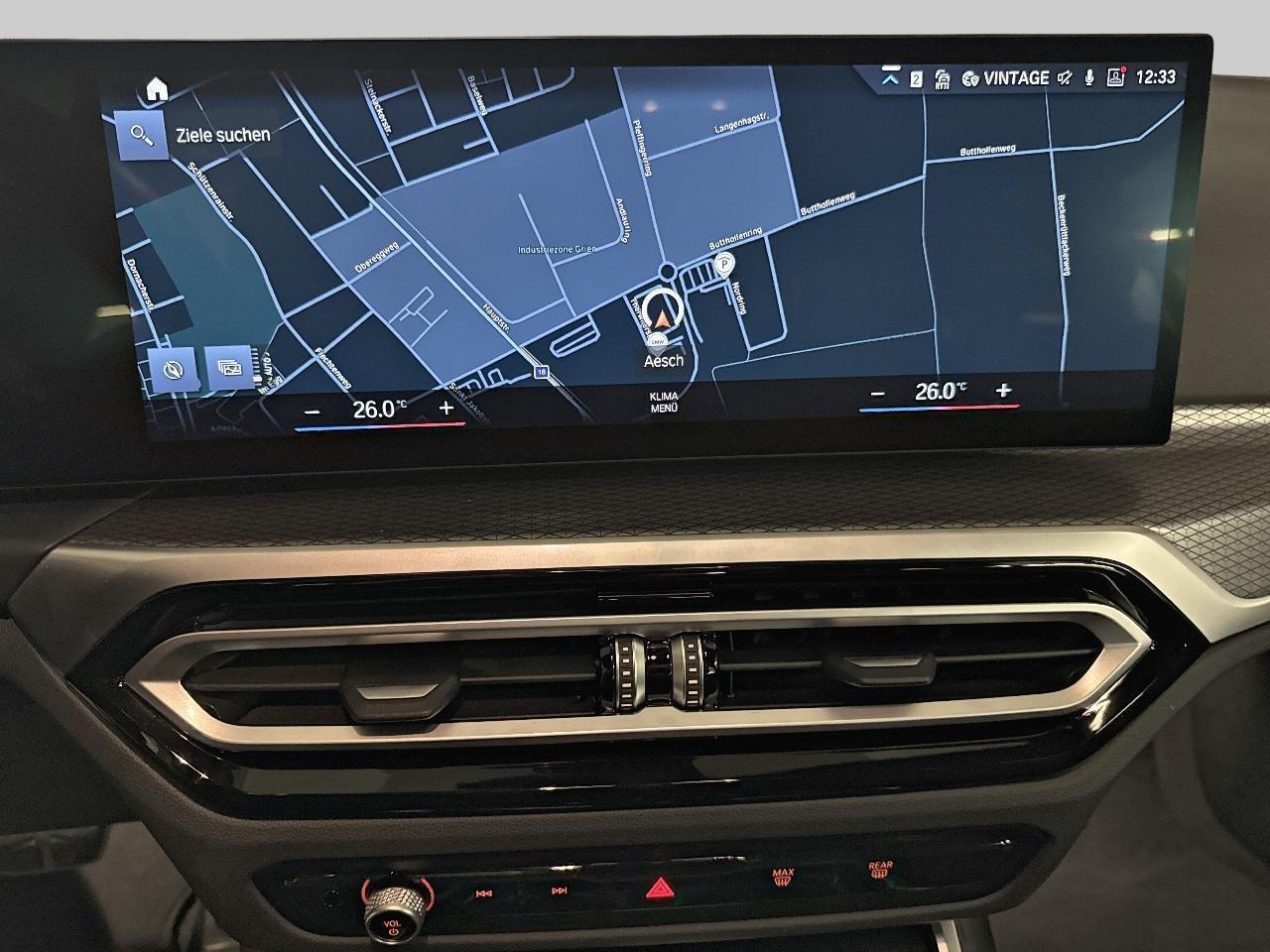 BMW 330d xDrive Touring M Sport-image-12