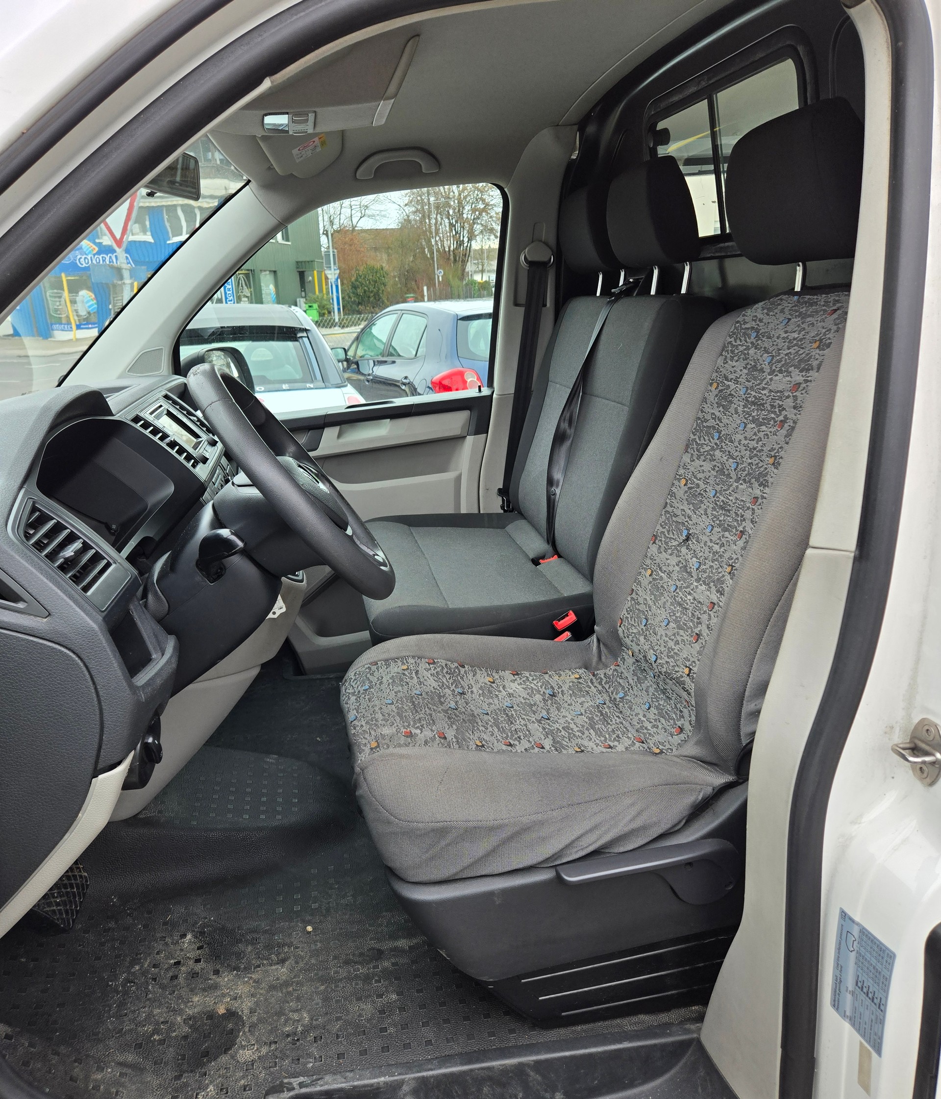 VW T6 2.0 TDI DSG-image-11