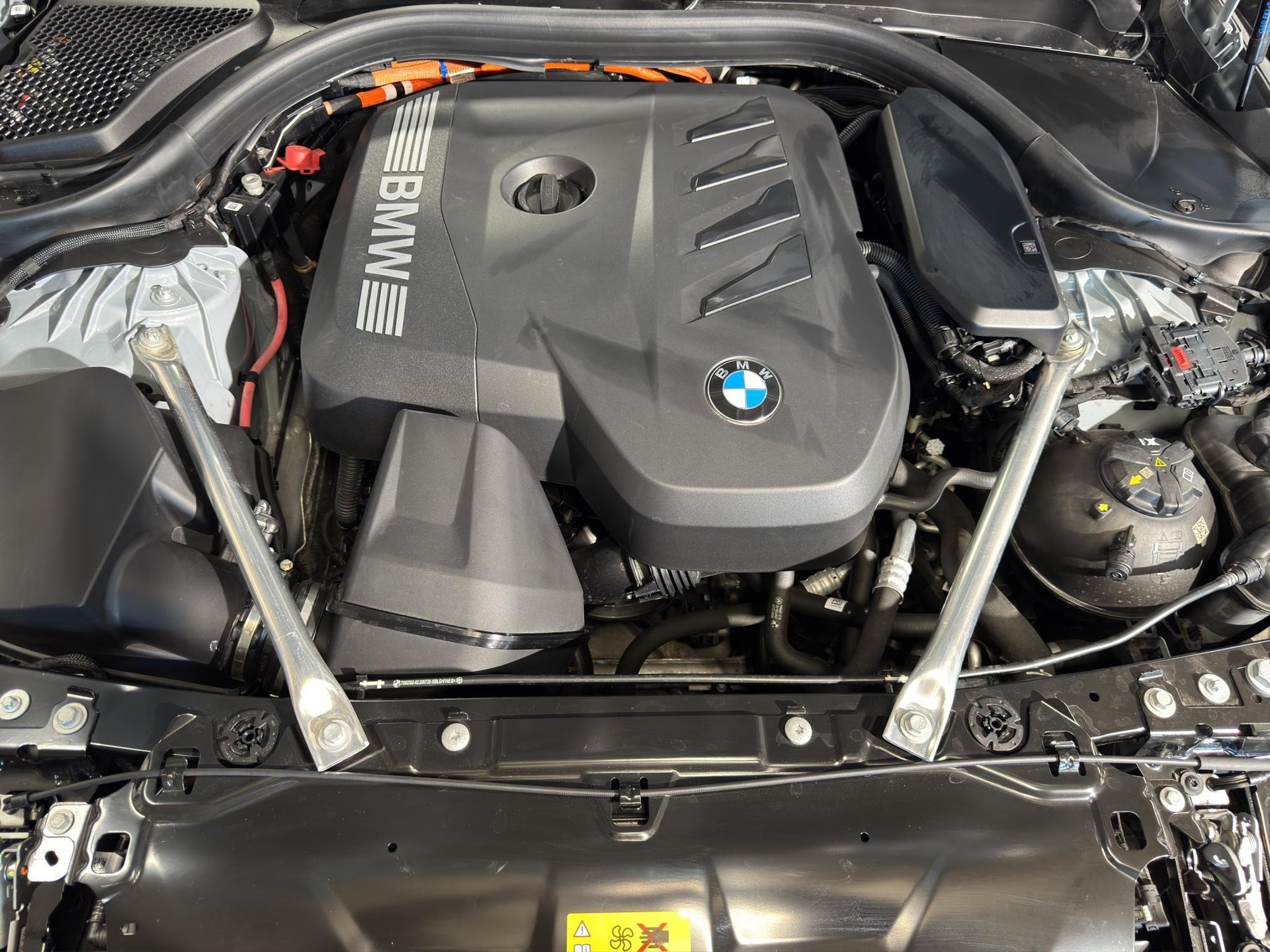 BMW 530e xDrive Touring M Sport-image-22