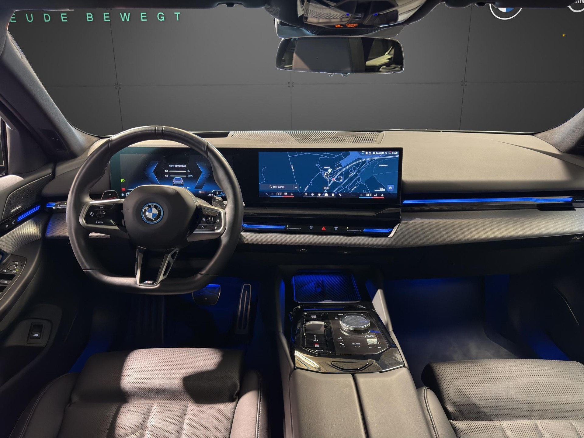 BMW 530e xDrive Touring M Sport-image-20