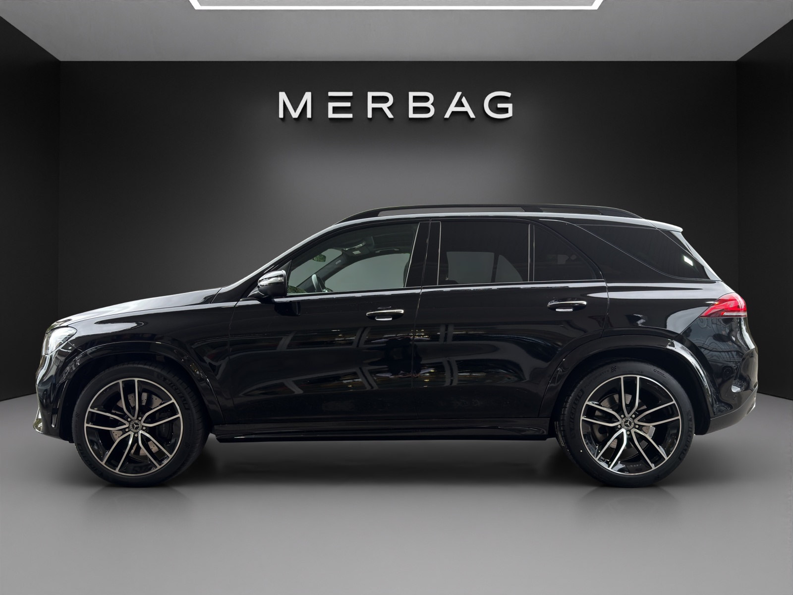 MERCEDES-BENZ GLE 580 4Matic AMG Line 9G-Tronic-image-5