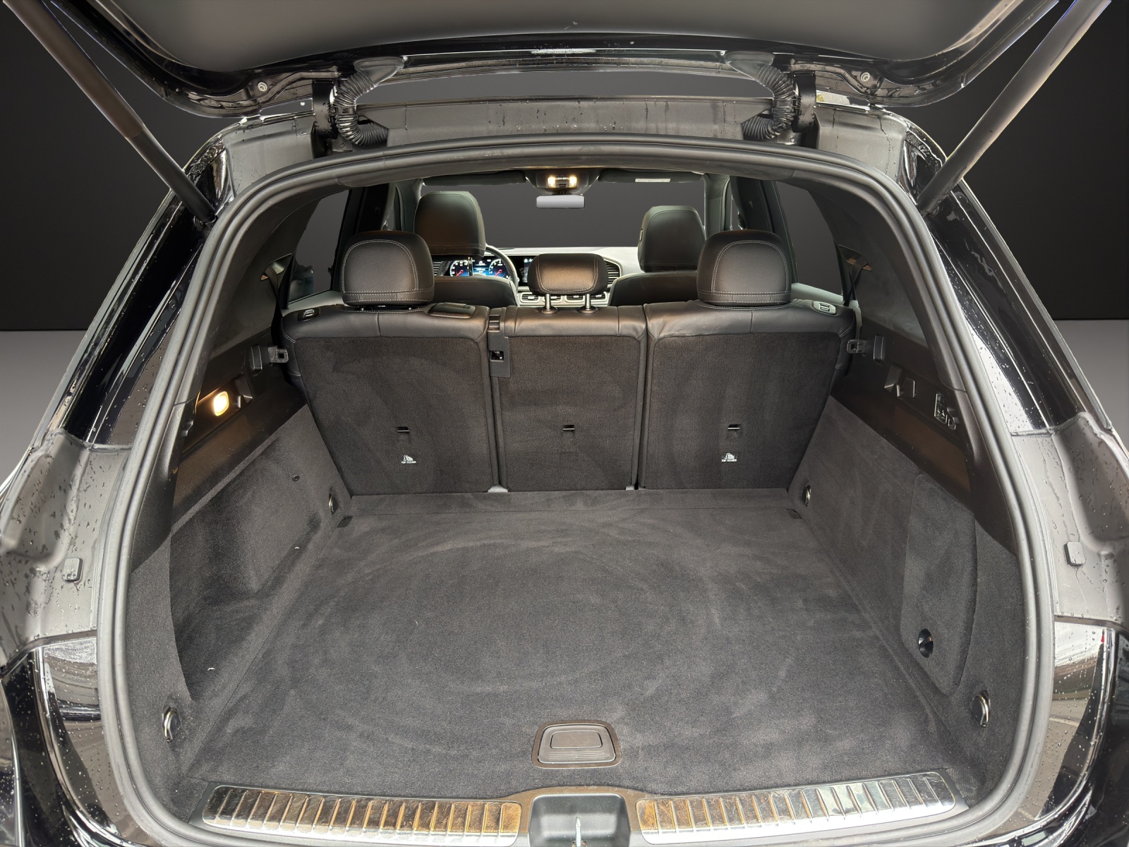 MERCEDES-BENZ GLE 580 4Matic AMG Line 9G-Tronic-image-13