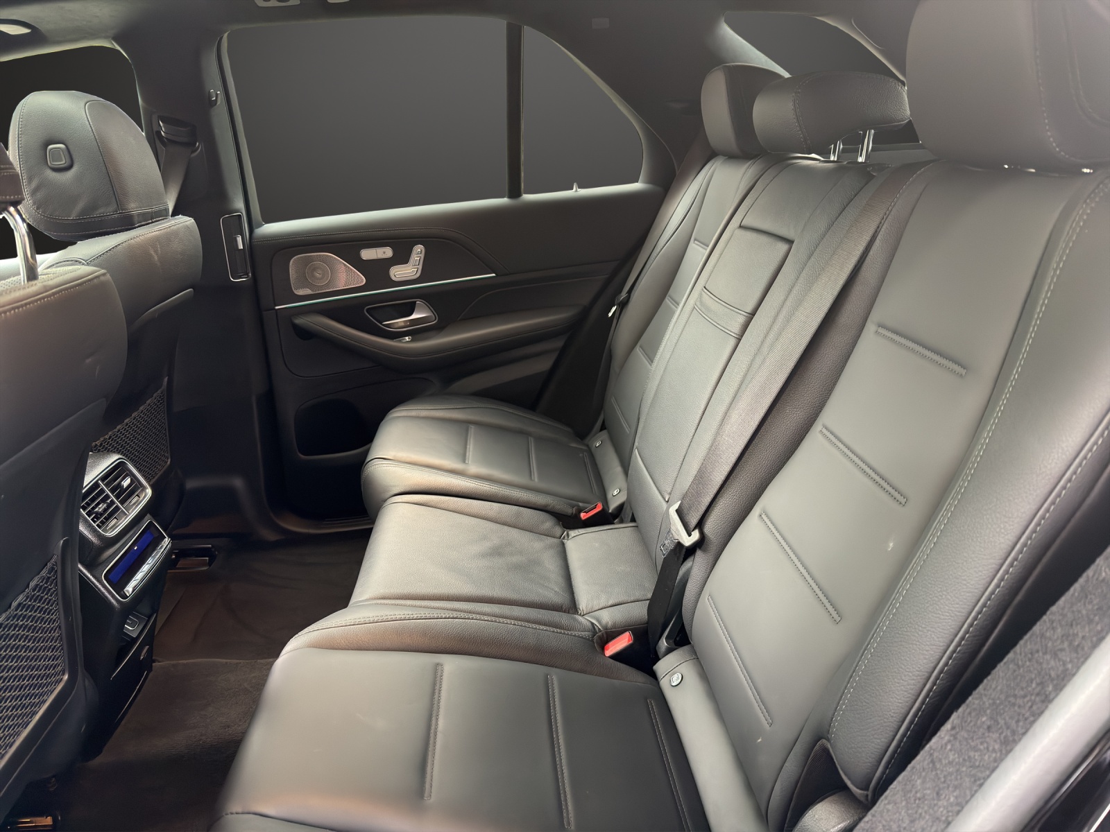 MERCEDES-BENZ GLE 580 4Matic AMG Line 9G-Tronic-image-11