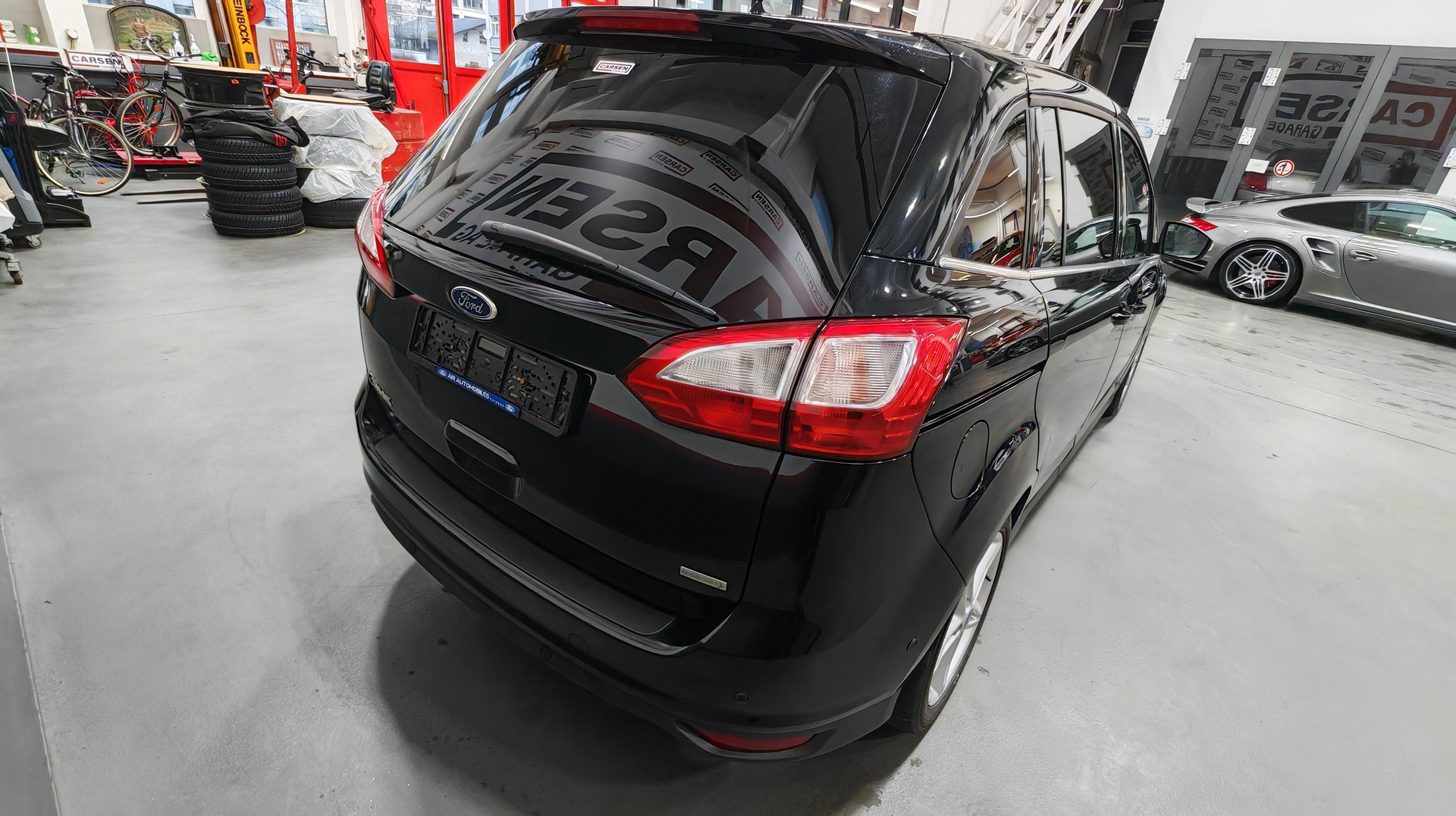FORD GrC-Max 1.0 SCTi Titanium X-image-3