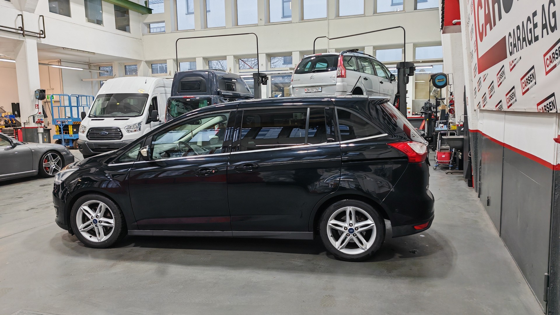 FORD GrC-Max 1.0 SCTi Titanium X-image-6