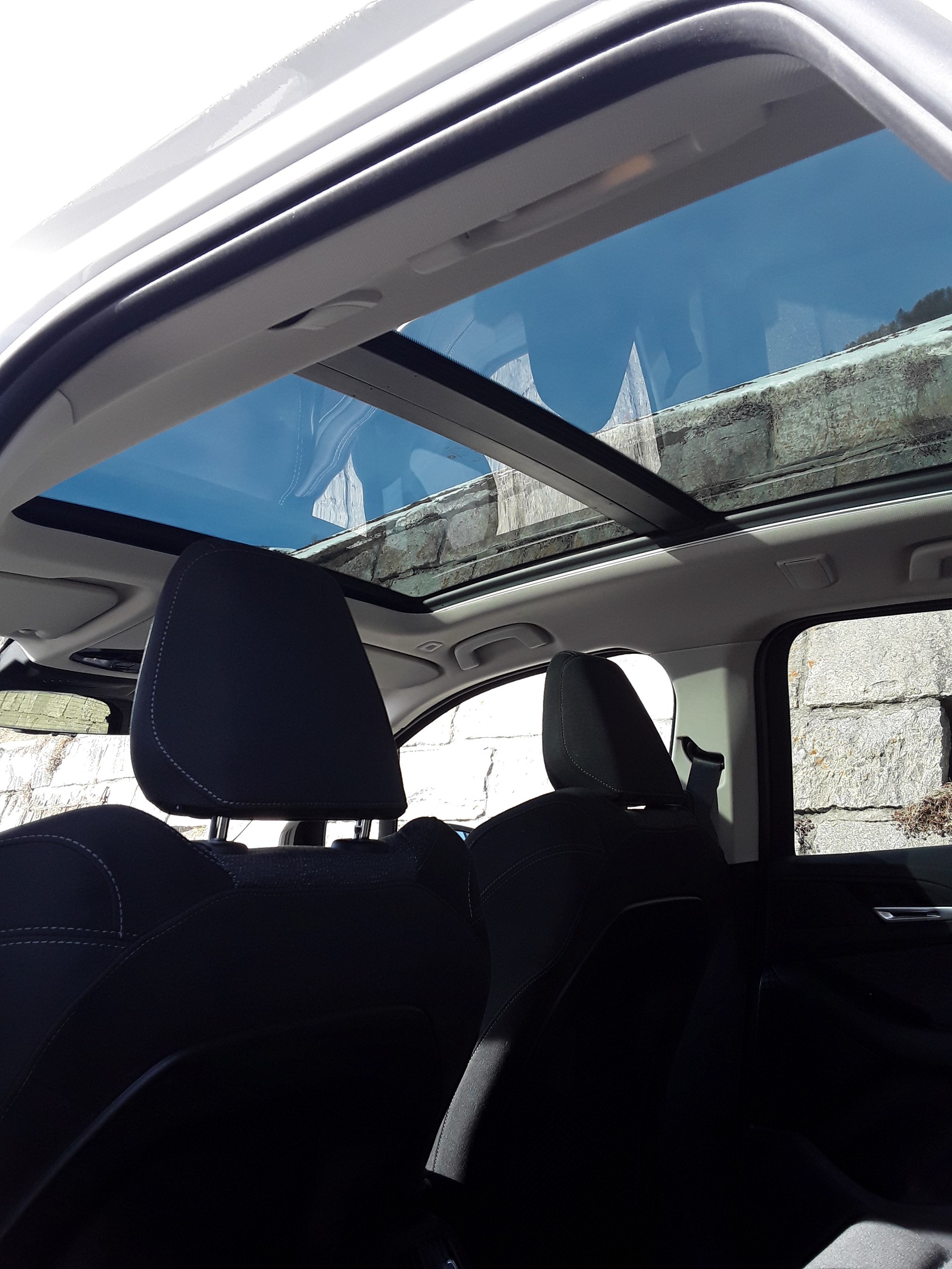 BMW 223d Active Tourer xDrive DKG-image-12