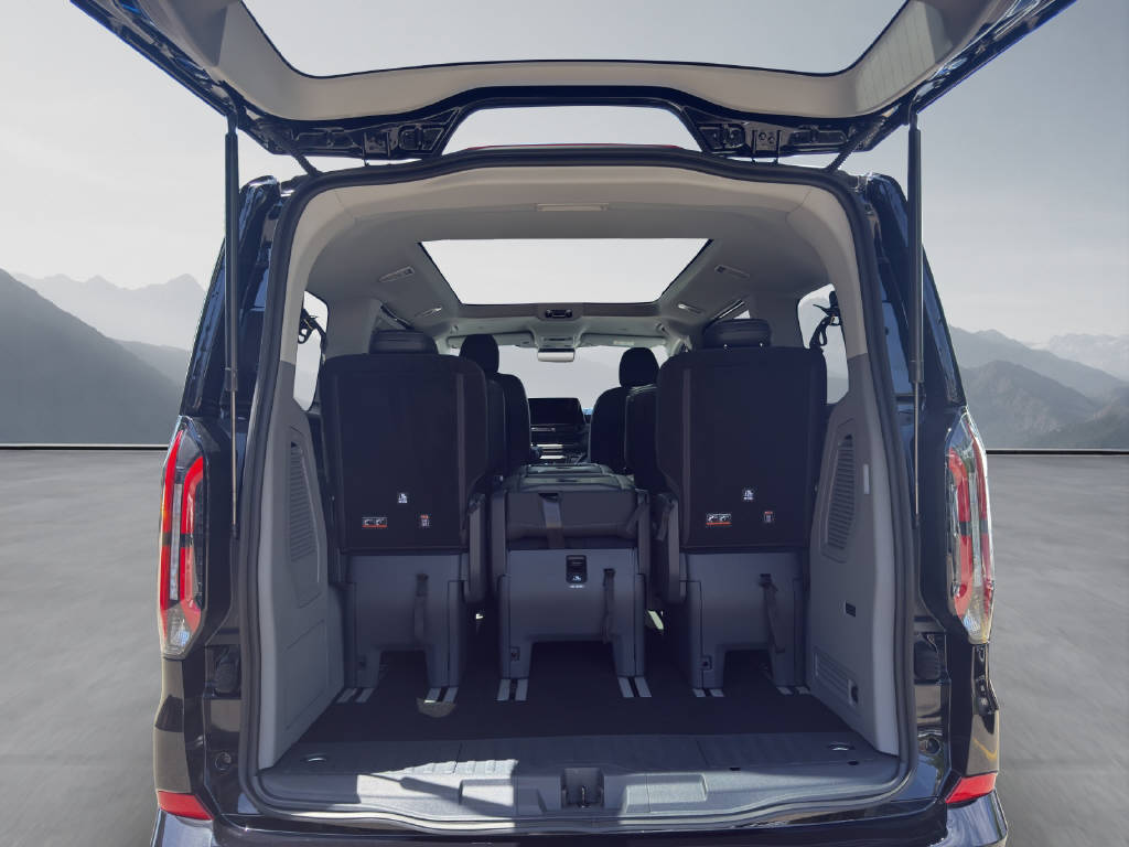 FORD Tourneo Custom 320 L1 2.0 EcoBlue 170 Titanium X 4x4-image-4