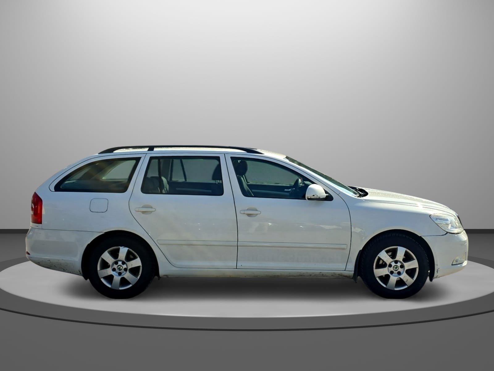 SKODA Octavia Combi 1.6 TDI Adventure 4x4-image-10