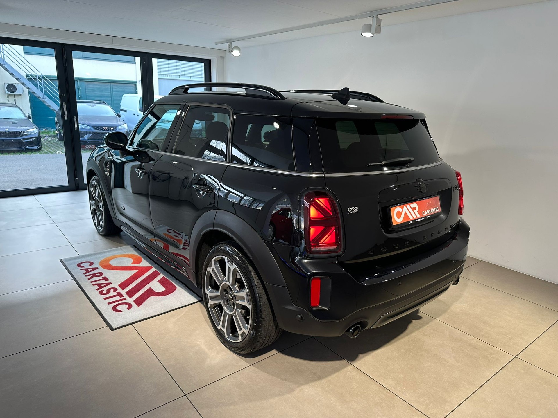 MINI Countryman Cooper S ALL4-image-2