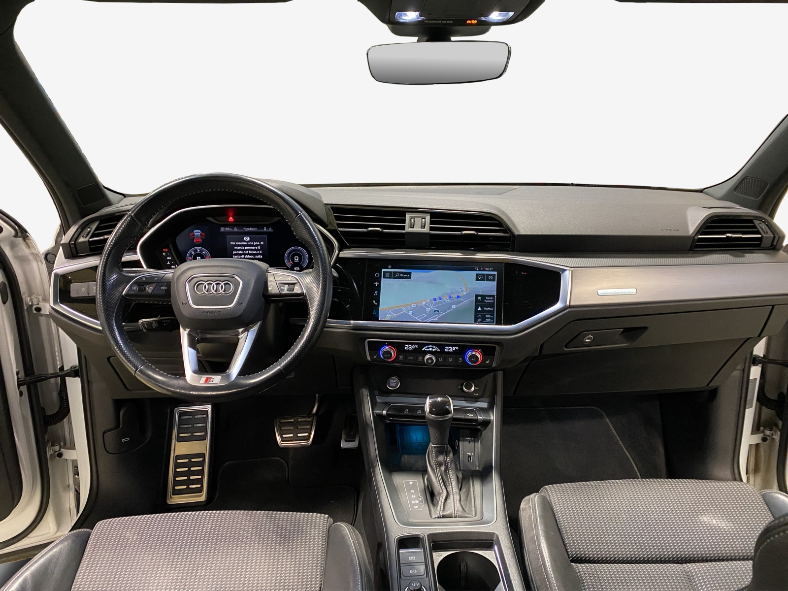 AUDI Q3 40 TDI S line quattro S-tronic-image-8