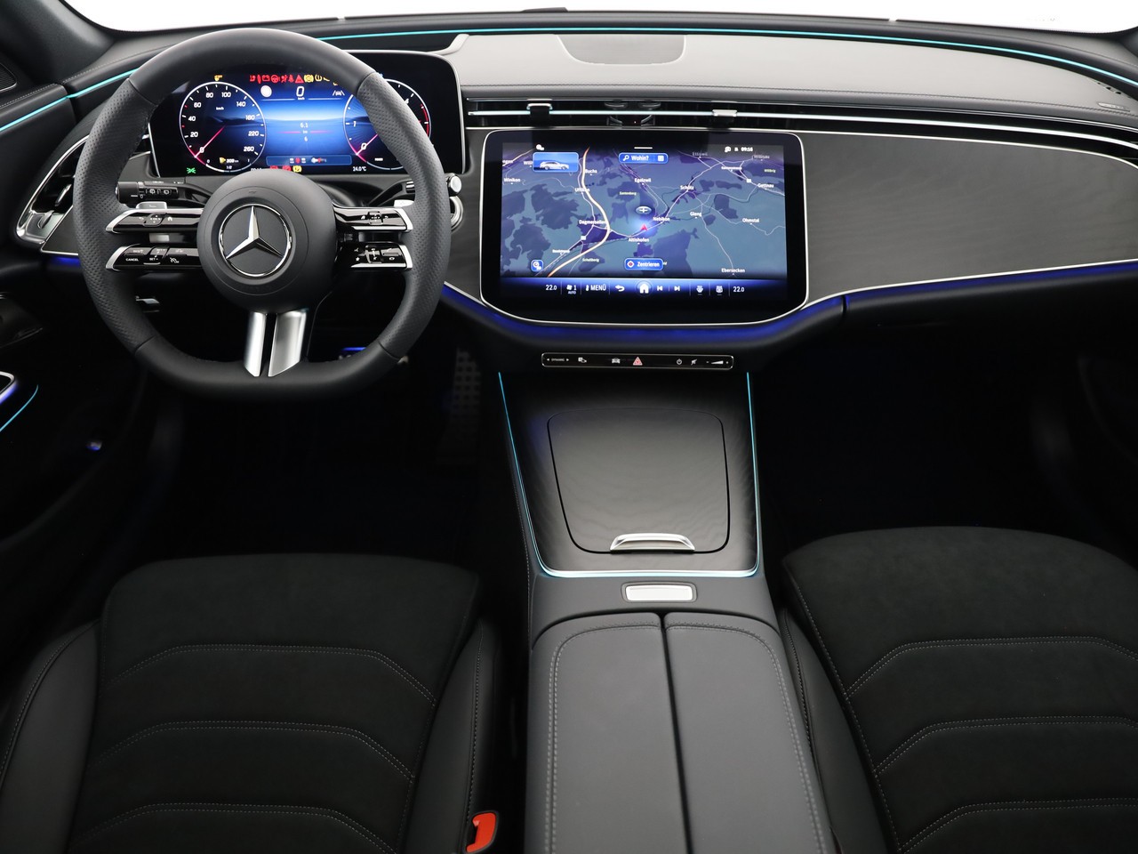 MERCEDES-BENZ E 220 d T 4Matic 9G-Tronic-image-4