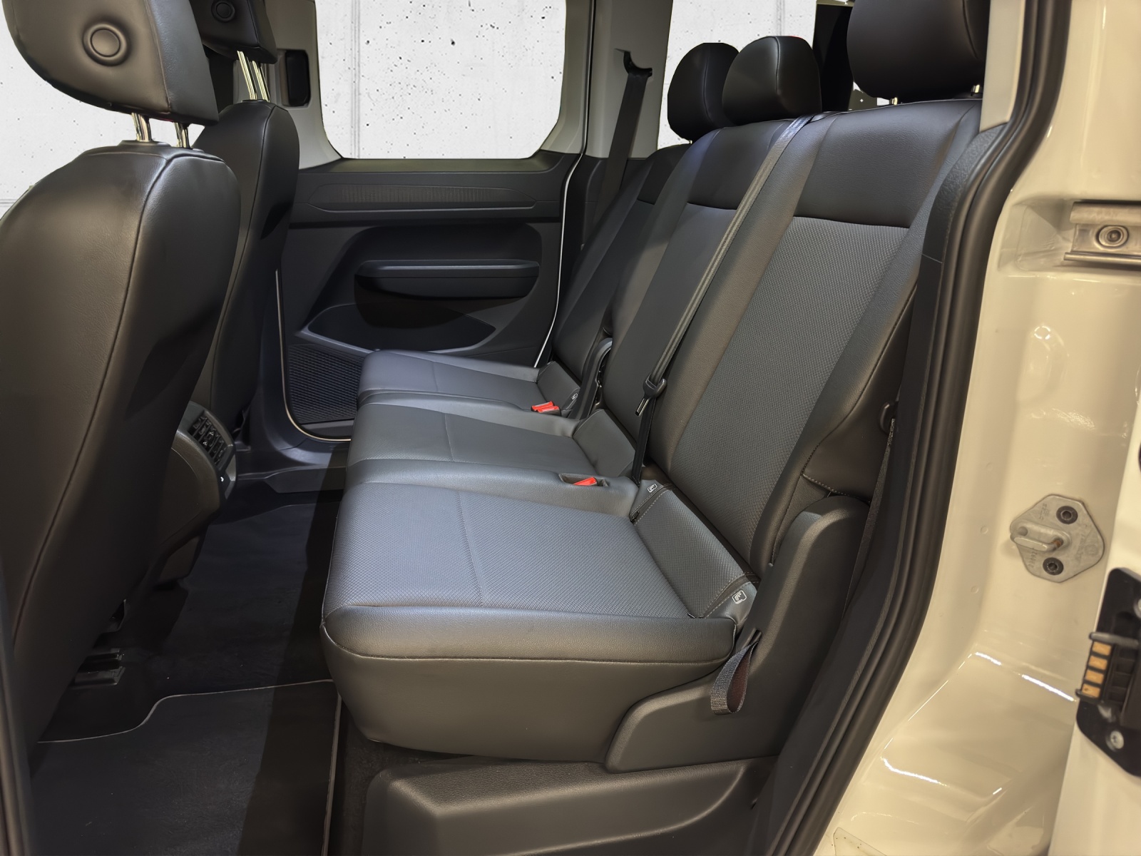 VW Caddy 1.5 TSI Liberty DSG-image-10