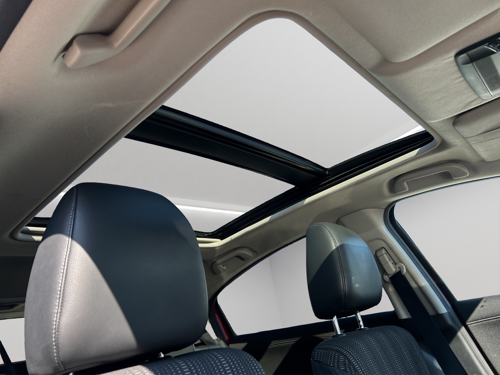 HONDA HR-V 1.6i-DTEC Executive-image-20