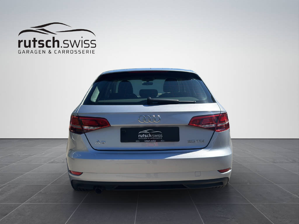 AUDI A3 Sportback 1.6 30 TDI-image-4