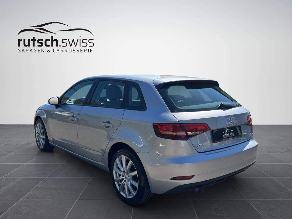 AUDI A3 Sportback 1.6 30 TDI-image-3