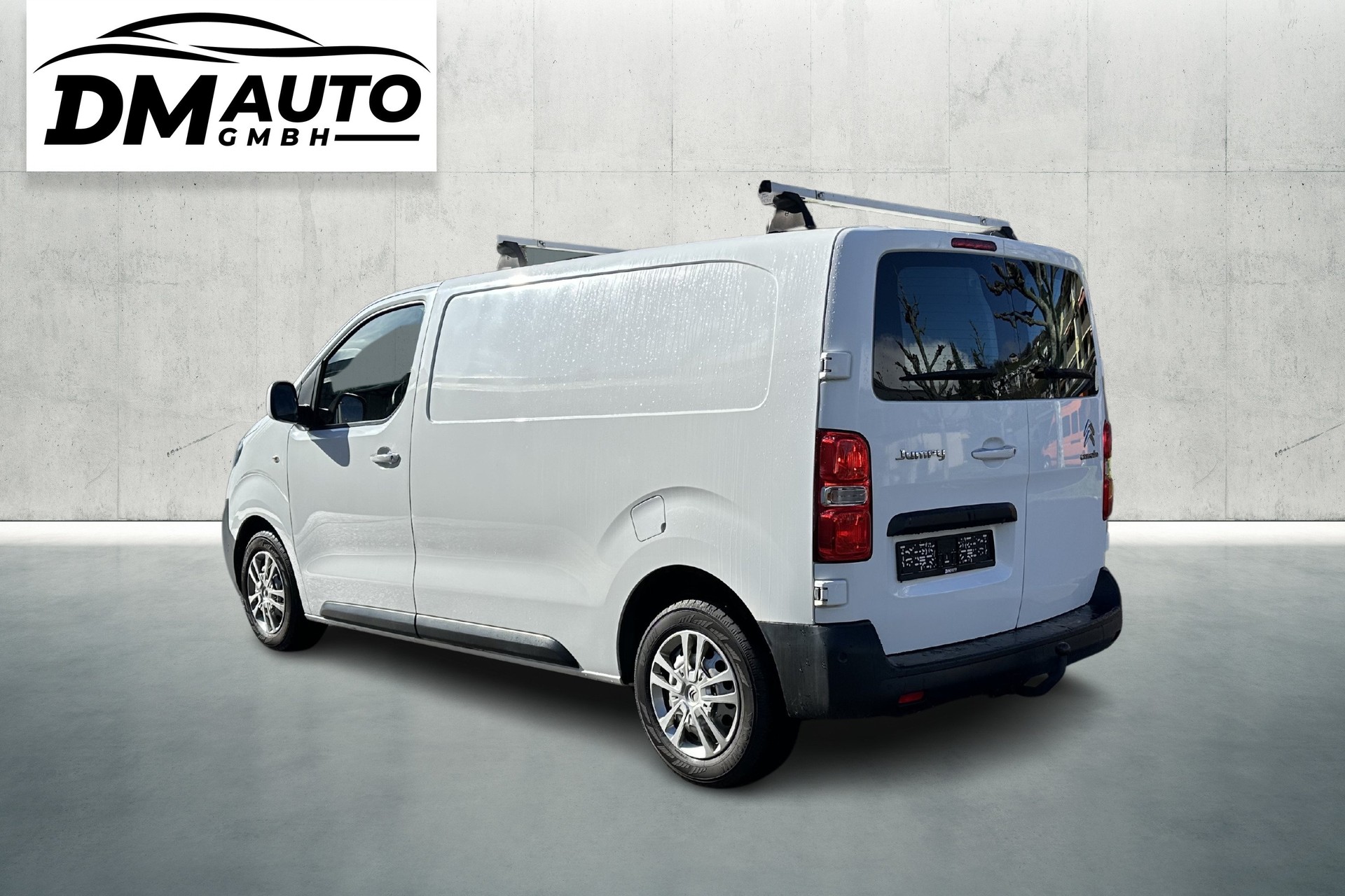CITROEN Jumpy 2.0 BlueHDi 120 S&S M Attraction-image-2