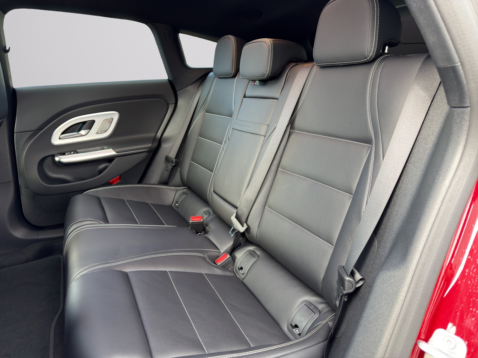 Image MERCEDES-BENZ CLA-350 CLA Shooting Brake 350 4Matic 85 kWh EQ