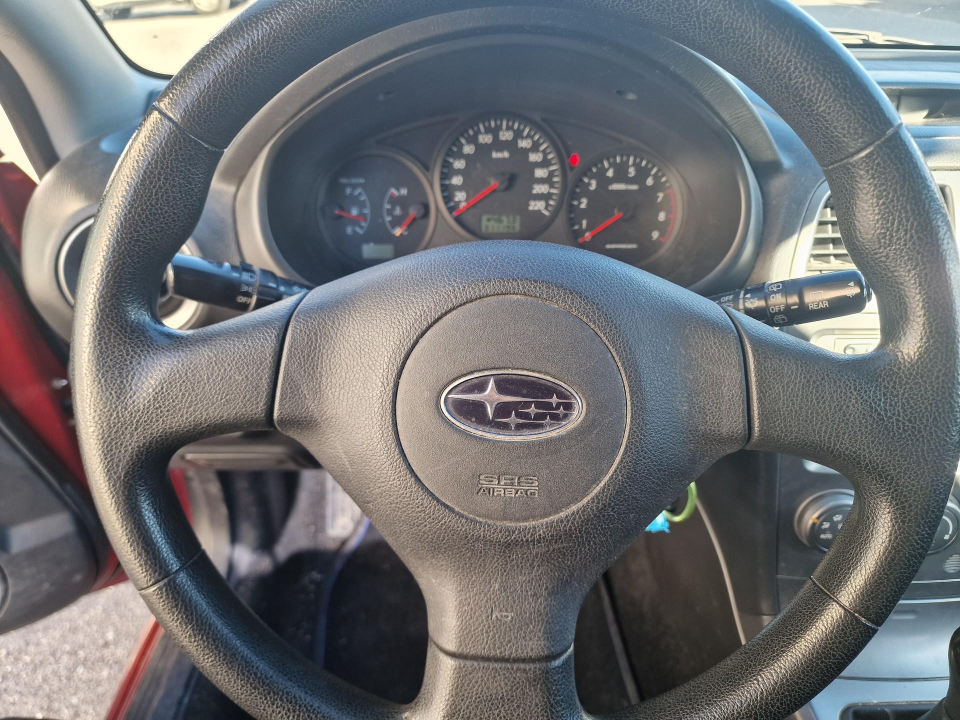 SUBARU Impreza 1.5R Swiss 12Mt Gara MFK Neu 8Rad-showroom-element-3