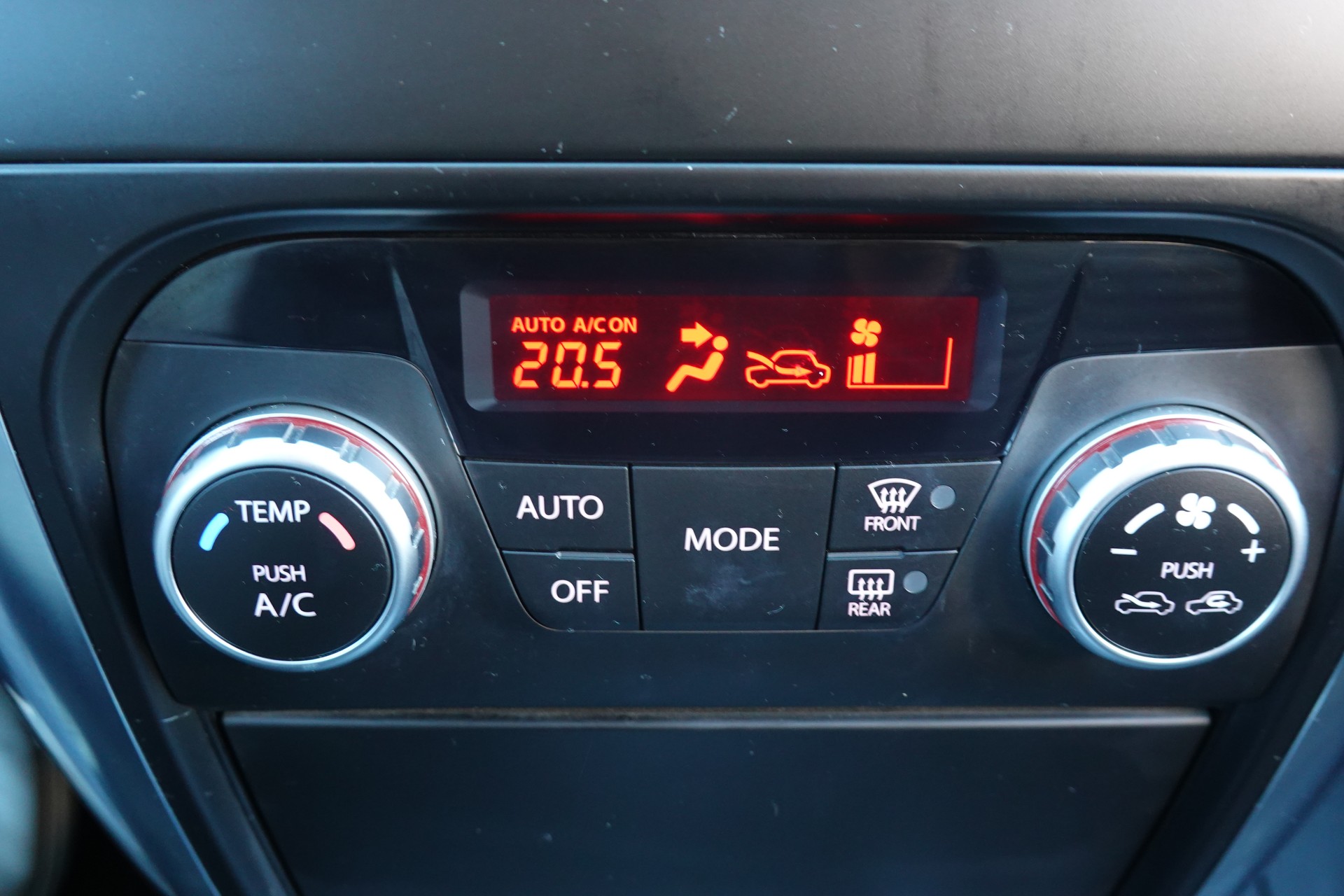 SUZUKI SX4 1.6 16V GL Top 4WD Automatic-image-17